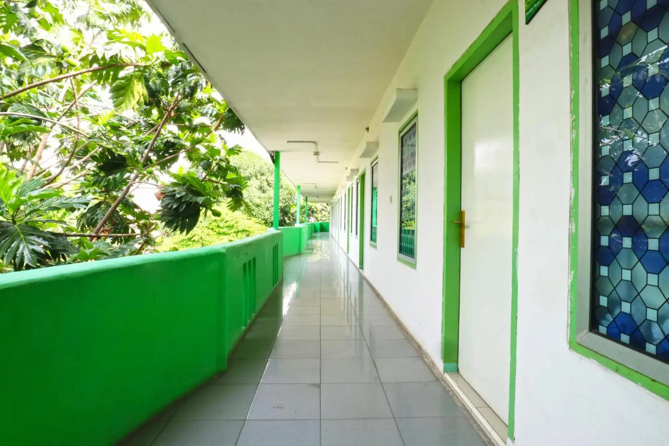 Facade/entrance, Balcony/Terrace in Habibah Syariah Hotel