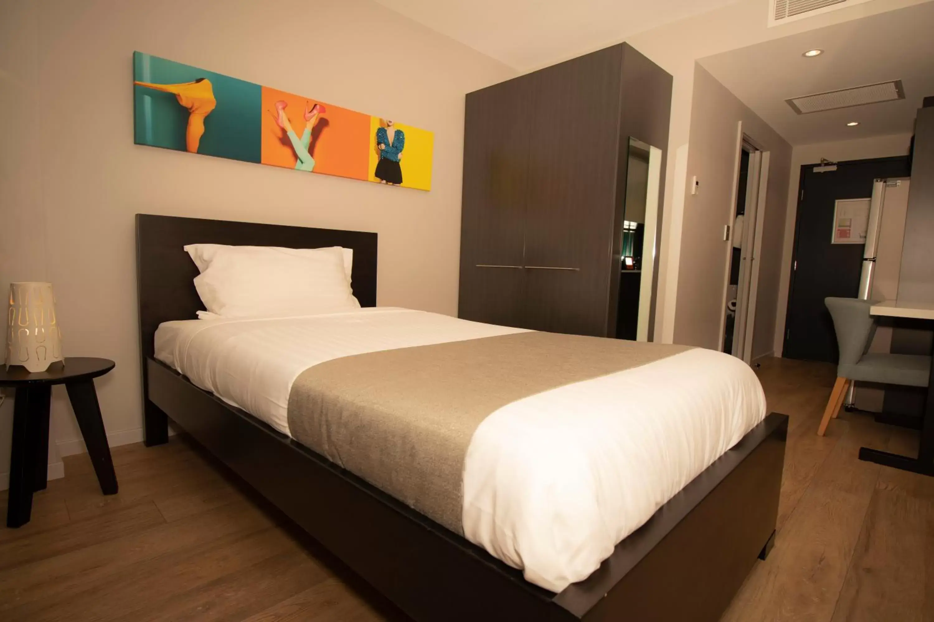 Bed in Studio 8 Residences - Adults Only