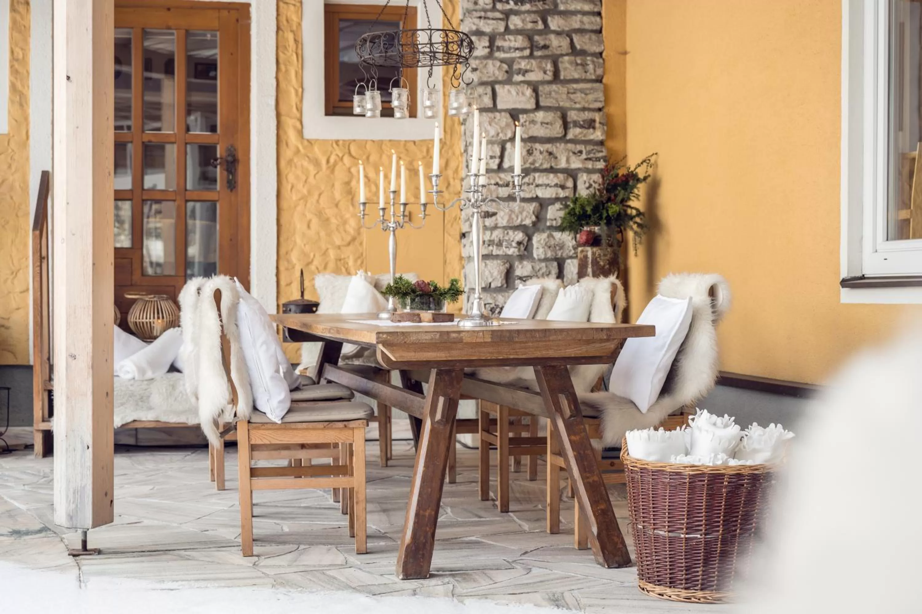 Property building in Scheffer's Hotel