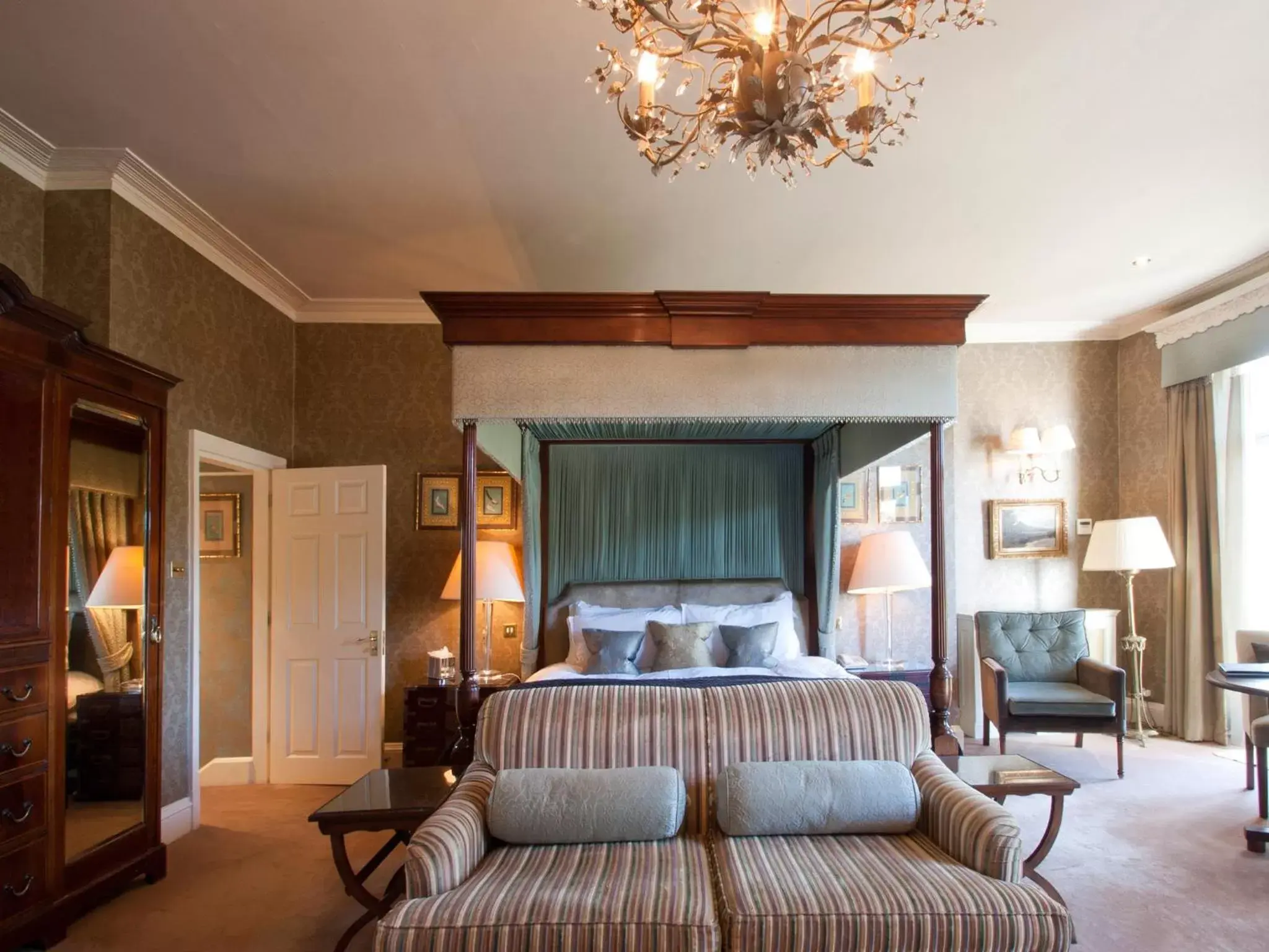 Bedroom, Seating Area in St Michael's Manor Hotel - St Albans