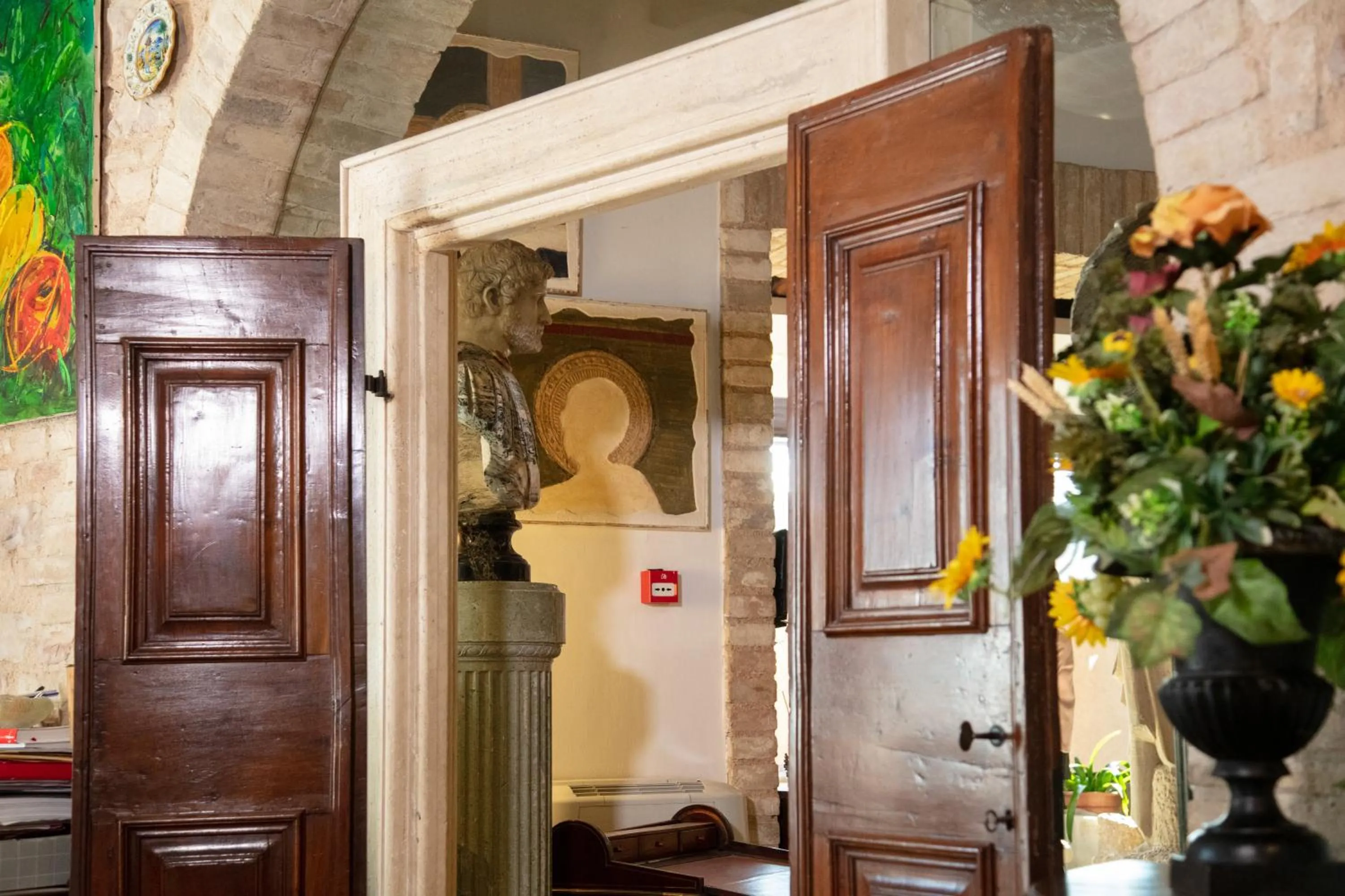 Facade/entrance in La Bastiglia