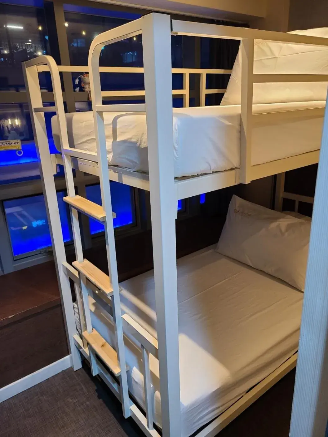 Bed, Bunk Bed in Calistar Hotel