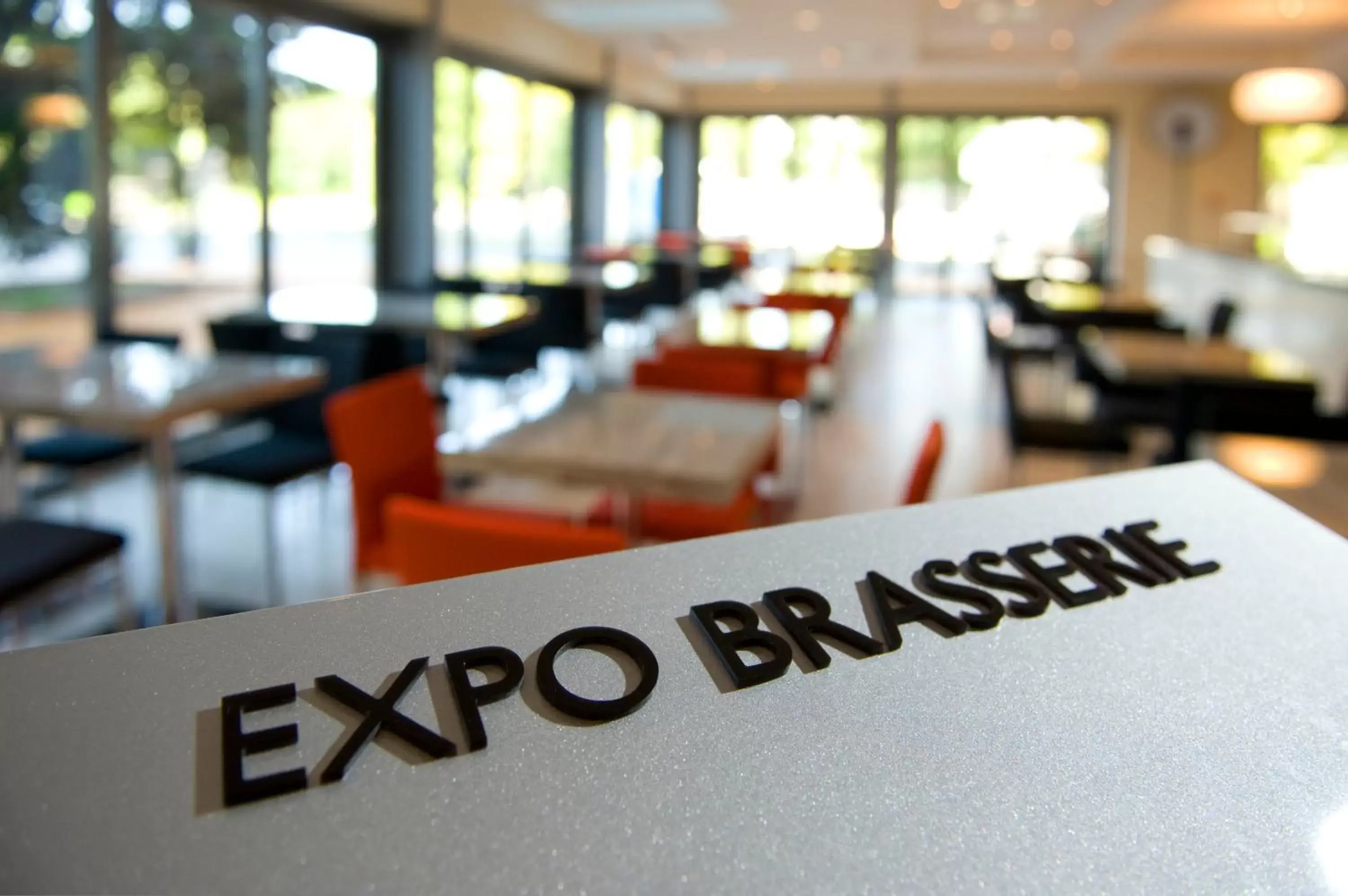 Restaurant/Places to Eat in Expo Congress Hotel