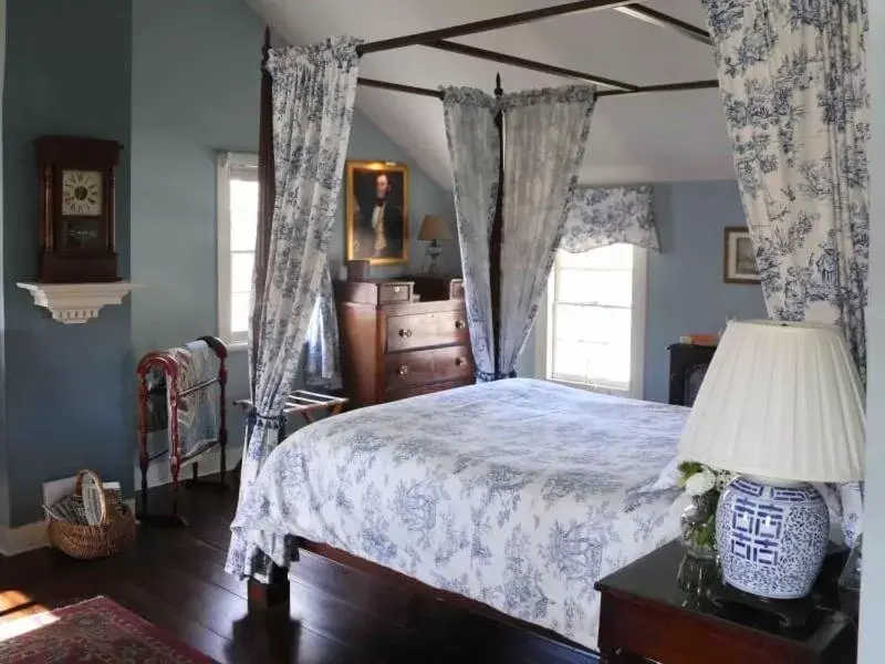 Superior Queen Room in The Inn at Stony Creek