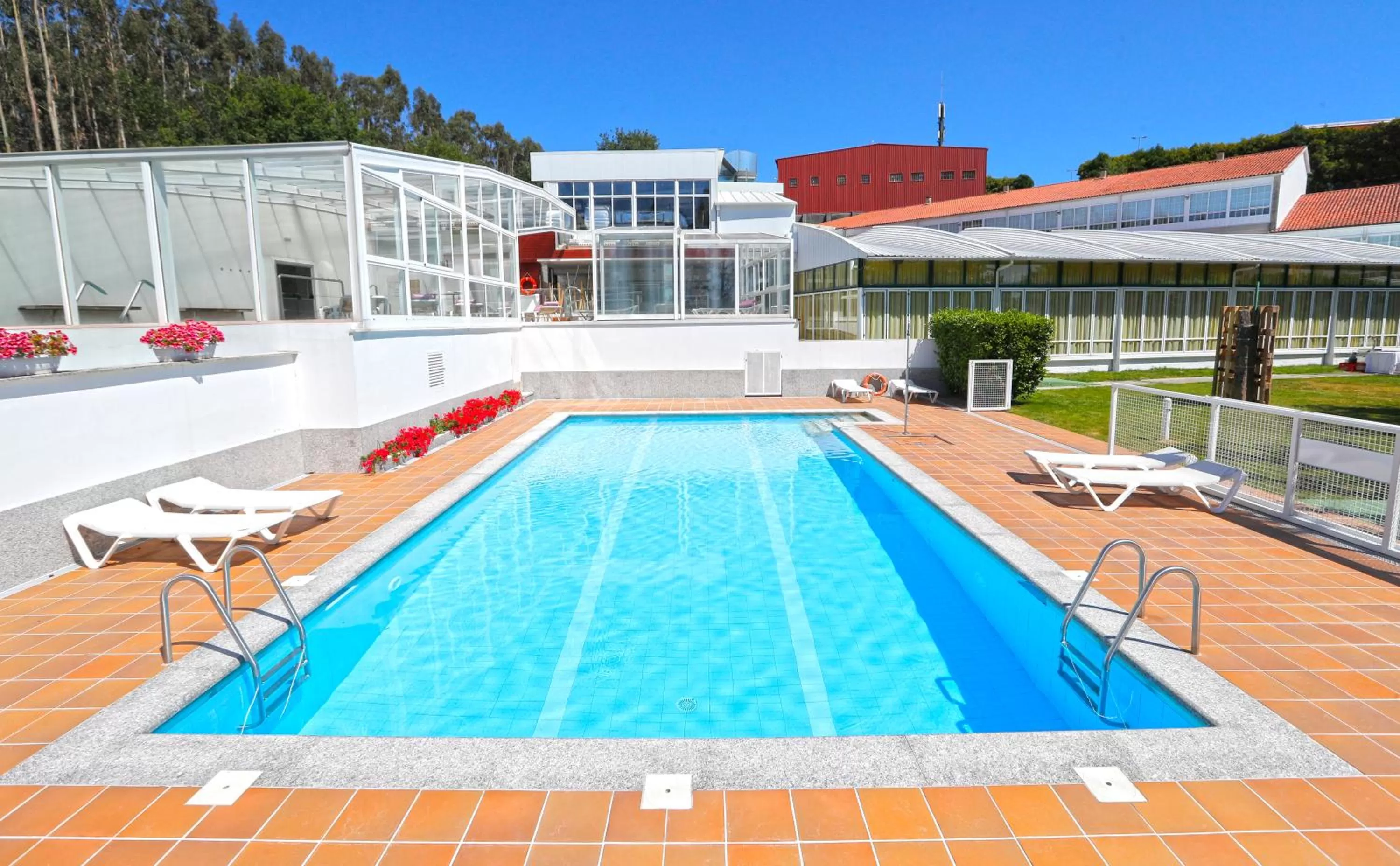 Swimming pool in Hotel Spa Congreso