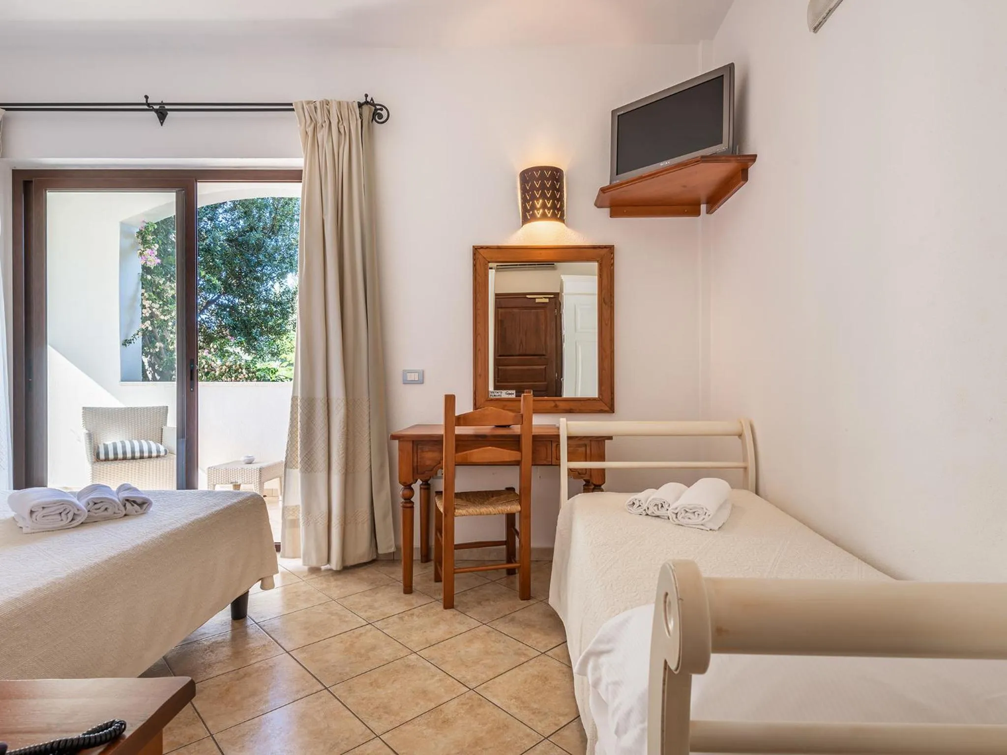 Bed in Hotel RaffaEl