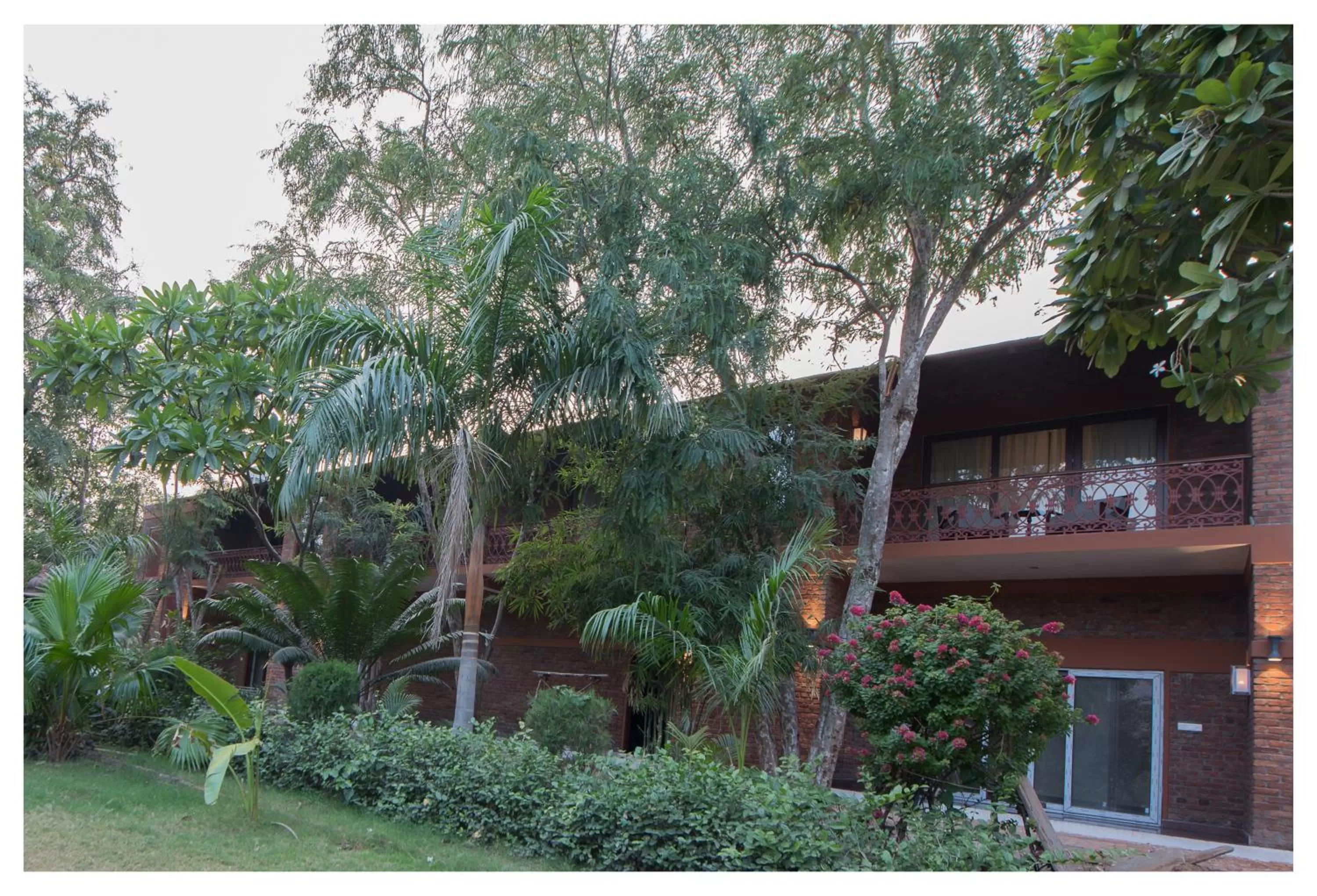 Property building in Fateh's Retreat, Homestay