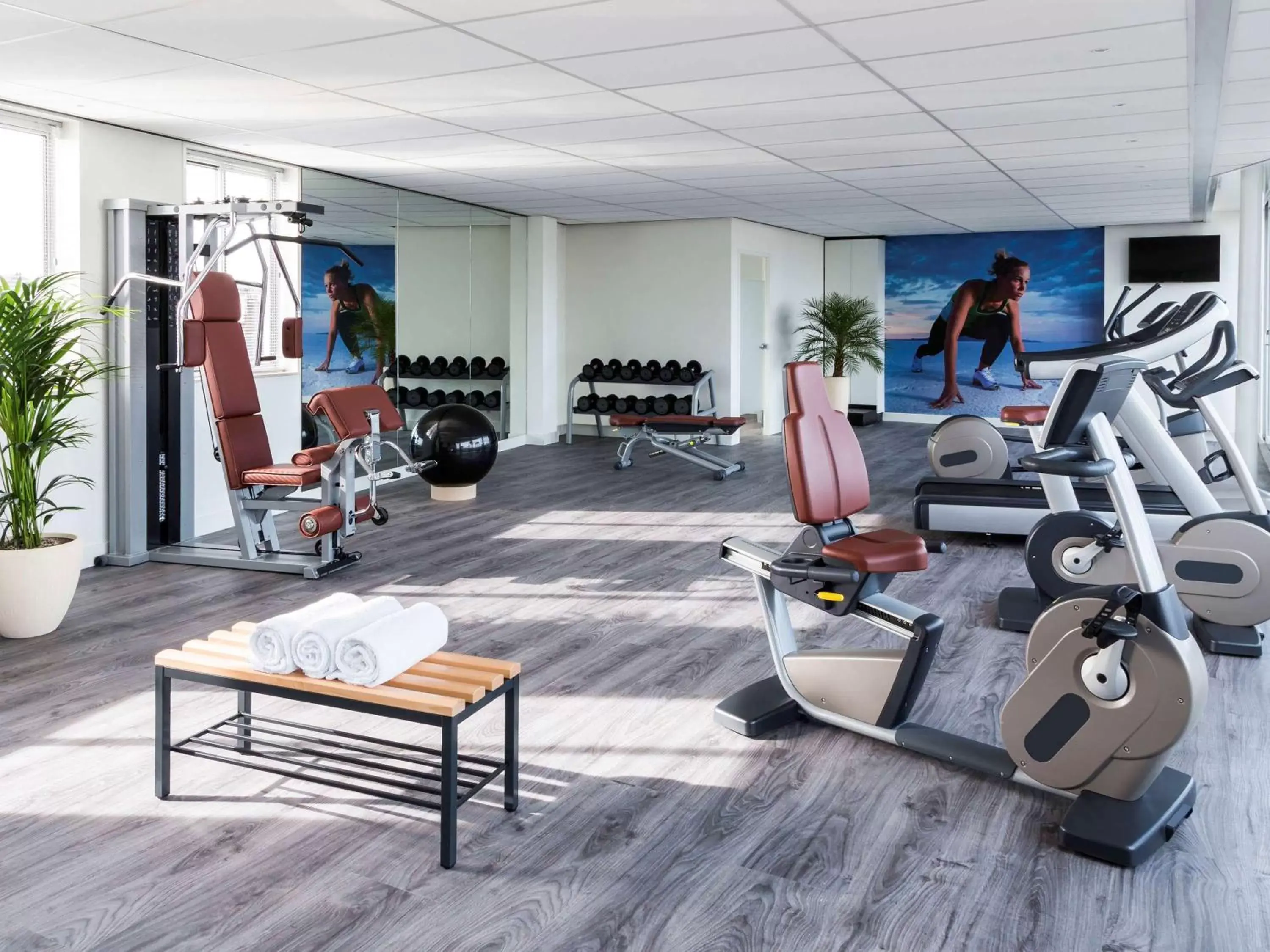 Fitness centre/facilities, Fitness Center/Facilities in Novotel Den Haag City Centre, fully renovated