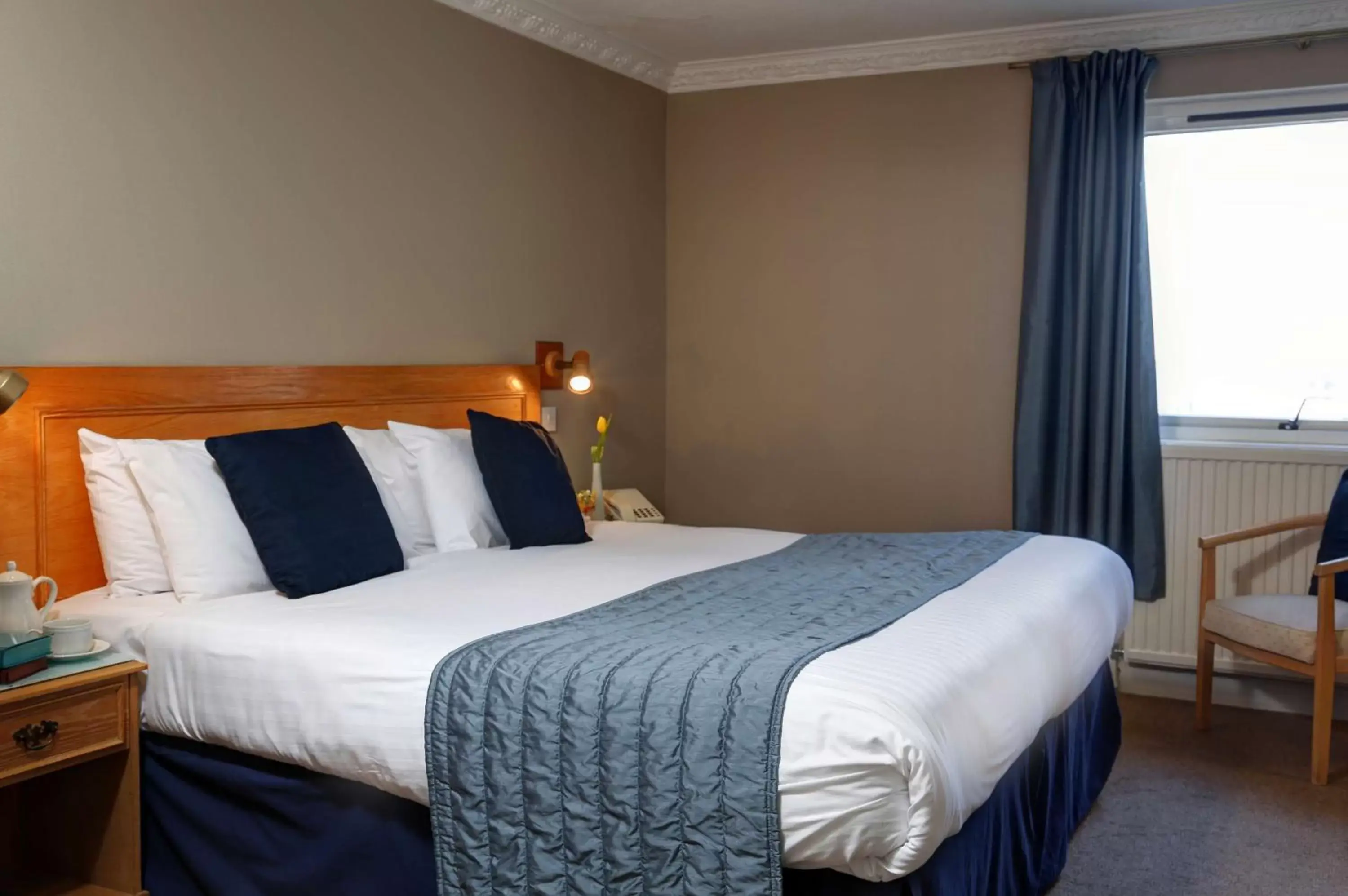 Photo of the whole room, Bed in BEST WESTERN New Holmwood Hotel