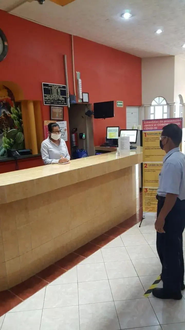 Staff in Hotel San Juan Centro
