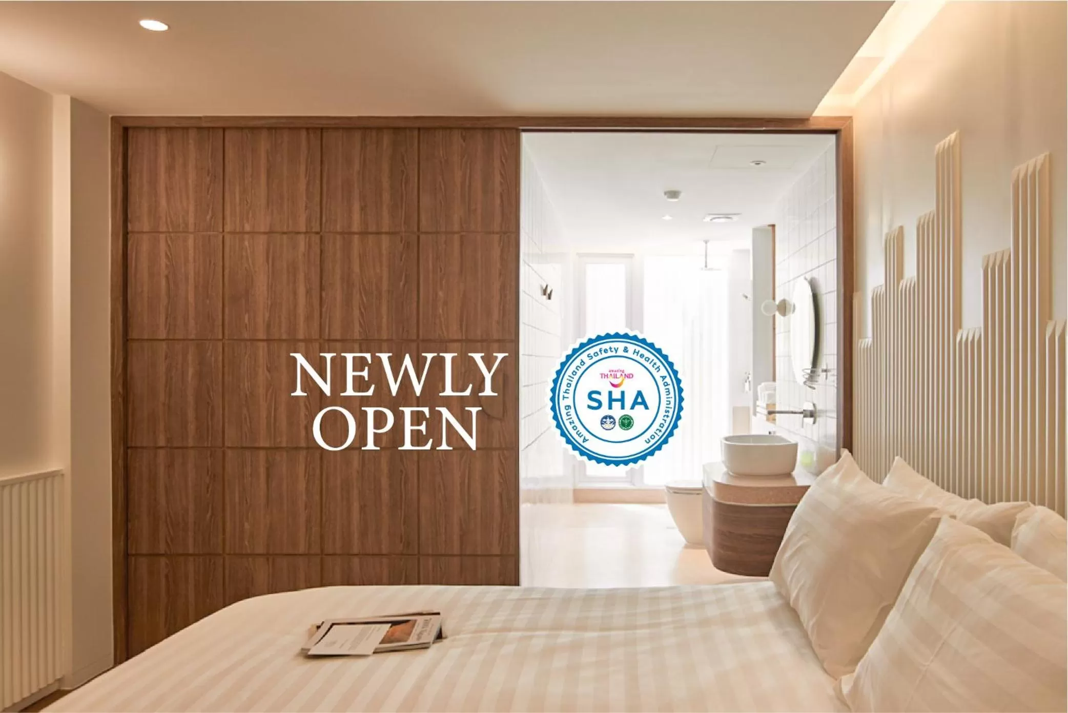 Guests, Bed in Bonsai Hotel Bangkok