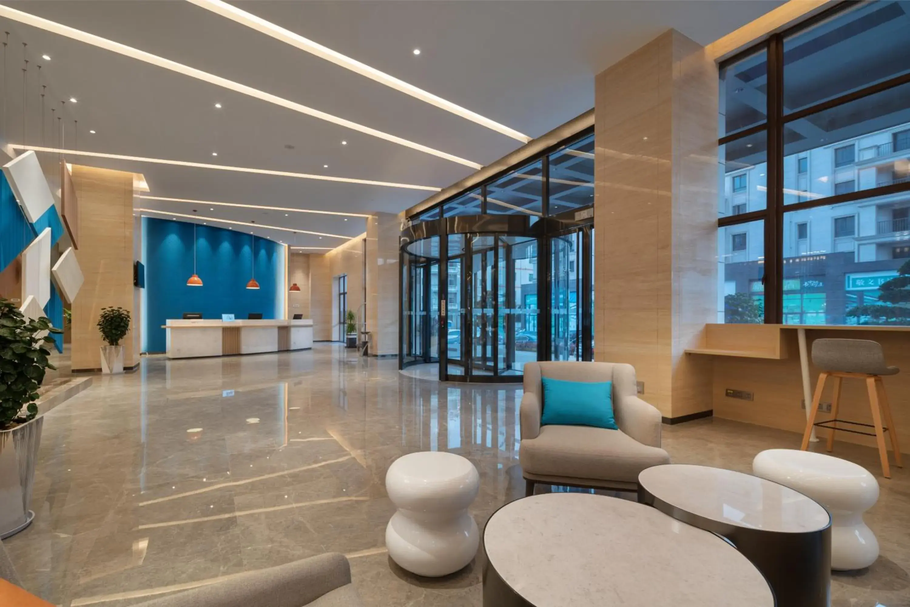 Property building, Lobby/Reception in Holiday Inn Express Jinjiang Anhai, an IHG Hotel