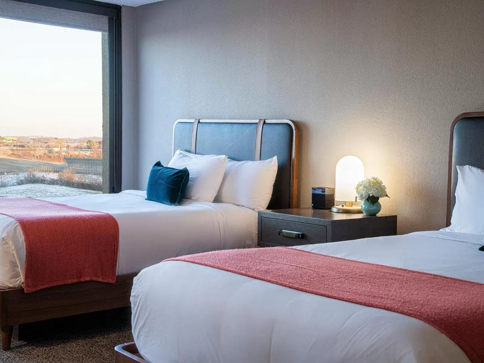 Deluxe Two Queen Room in Hotel Preston Nashville Airport Deluxe Two Queen Room in Hotel Preston Nashville Airport