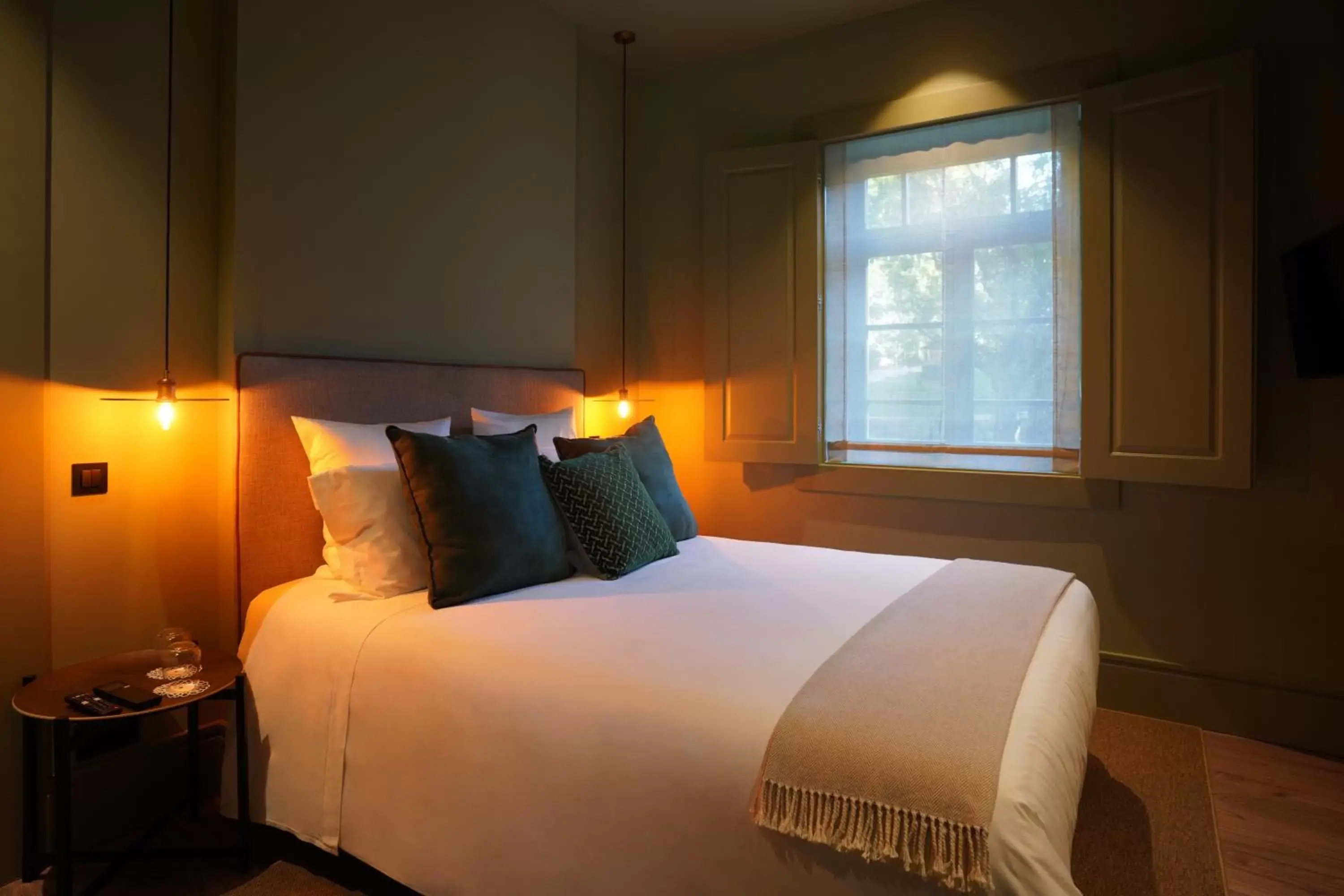 Double Room in The Grove Houses Double Room in The Grove Houses