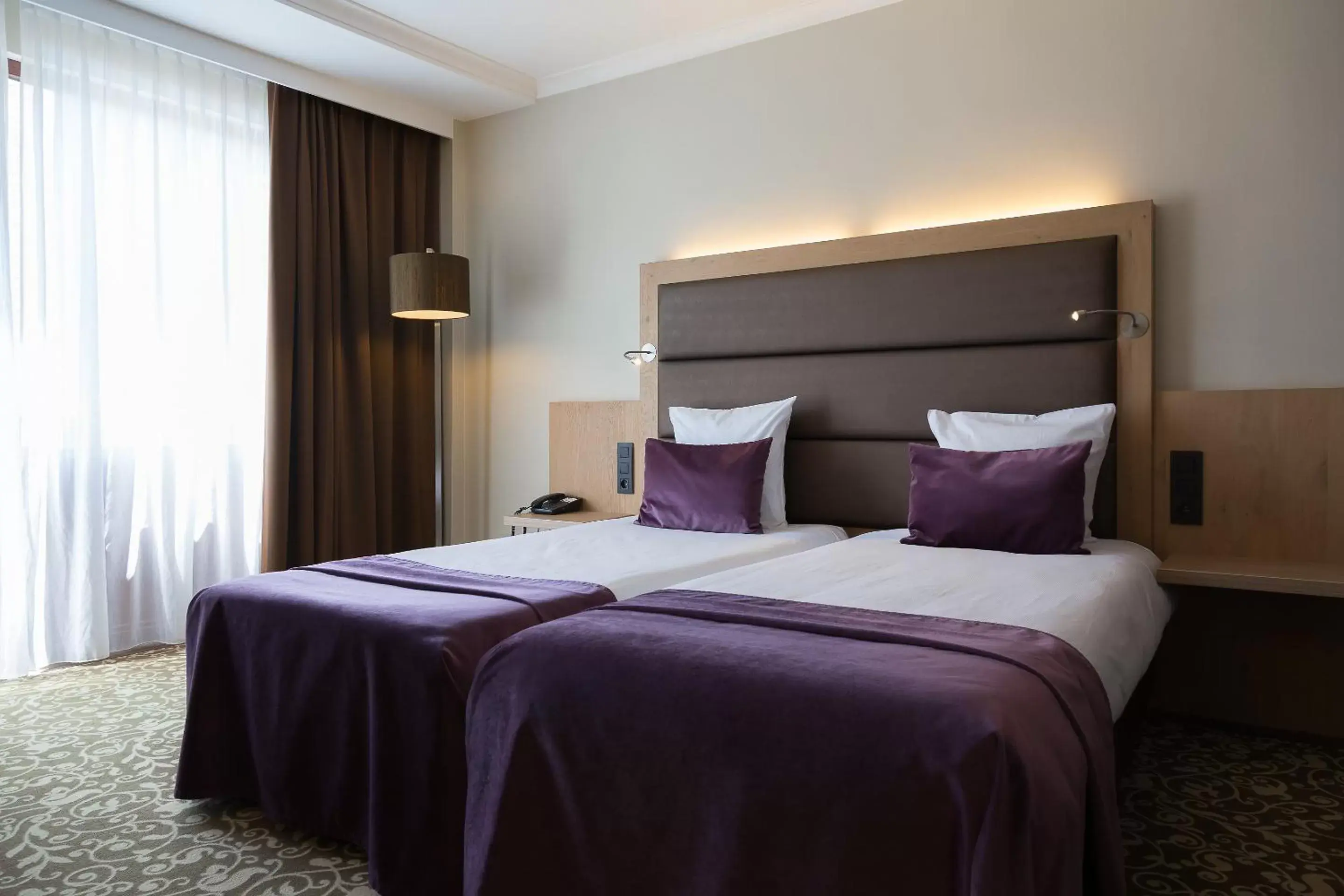 Bed in Hotel Restaurant Van Der Valk Nivelles-Sud