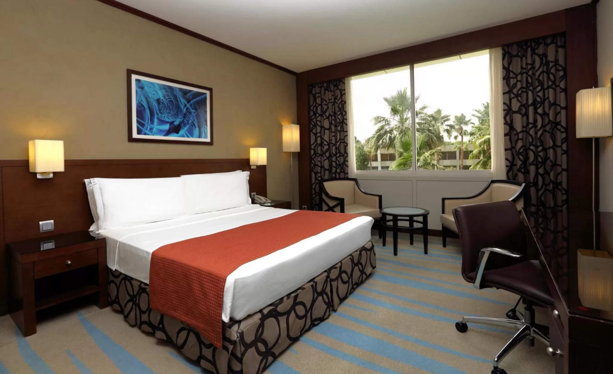 Photo of the whole room, Bed in Holiday Inn Riyadh Izdihar by IHG