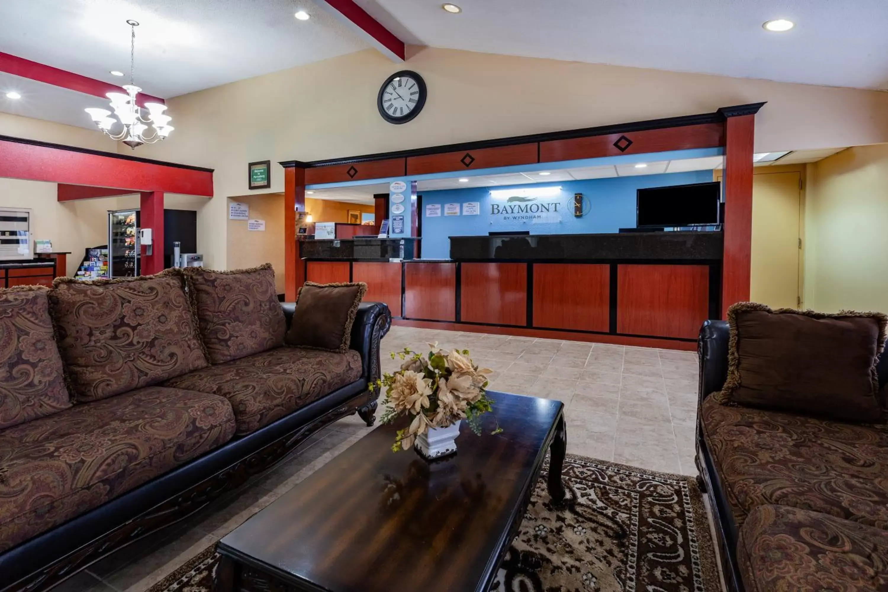 Lobby or reception, Seating Area in Baymont by Wyndham Perrysburg-Toledo