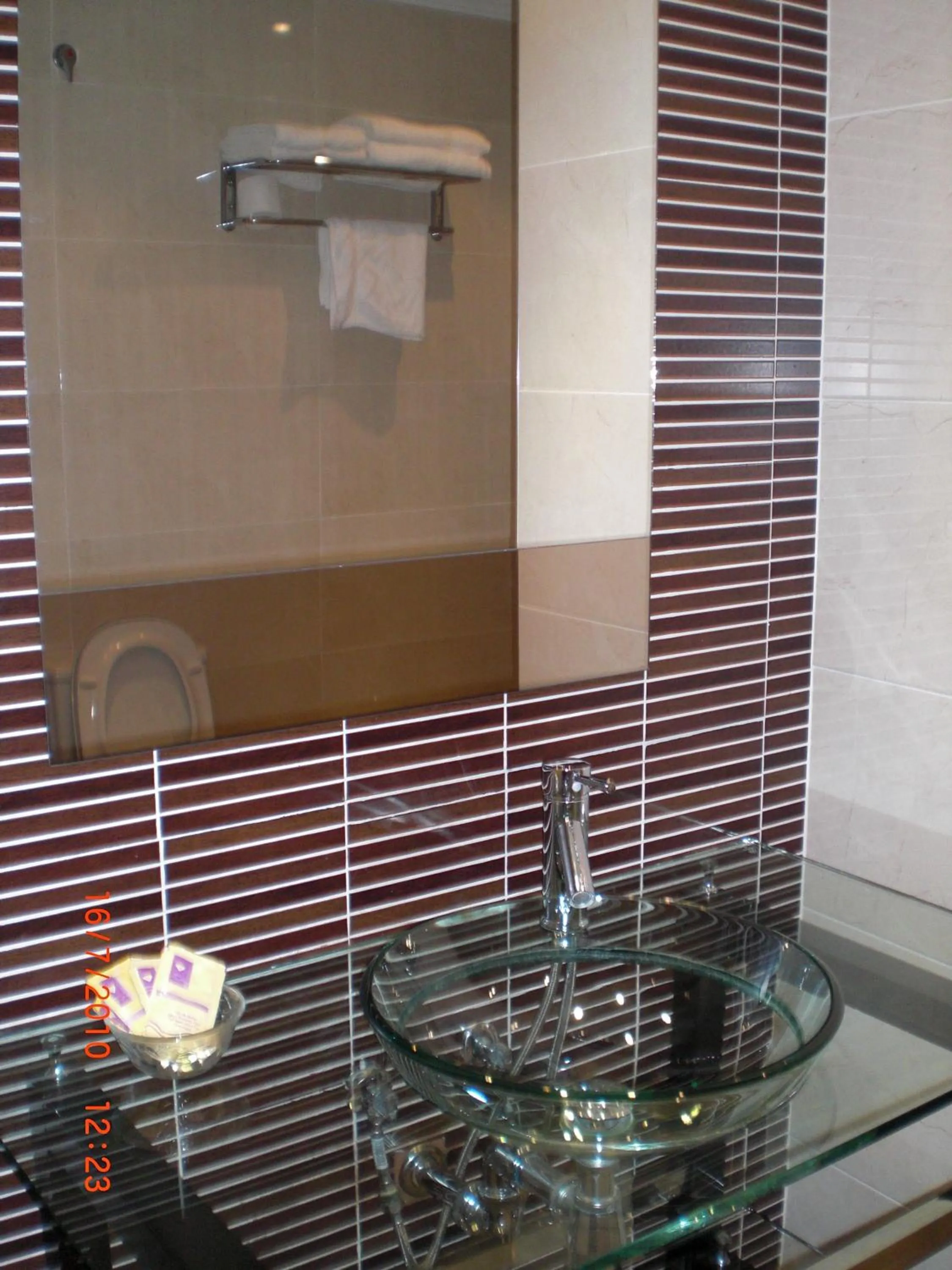 Bathroom in Apartamentos Turísticos Plaza del Olvido