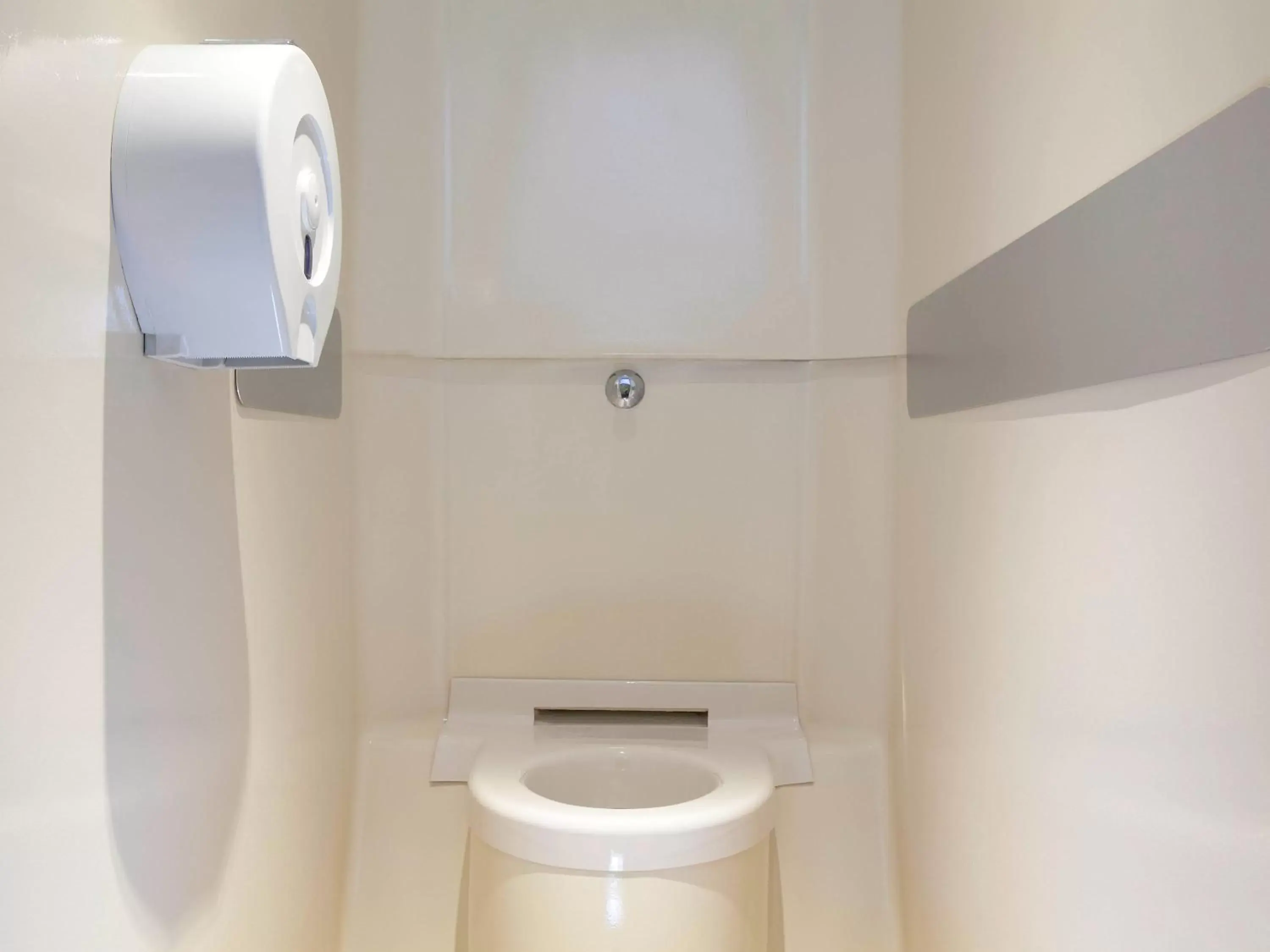 Toilet, Bathroom in hotelF1 Epinal Nord