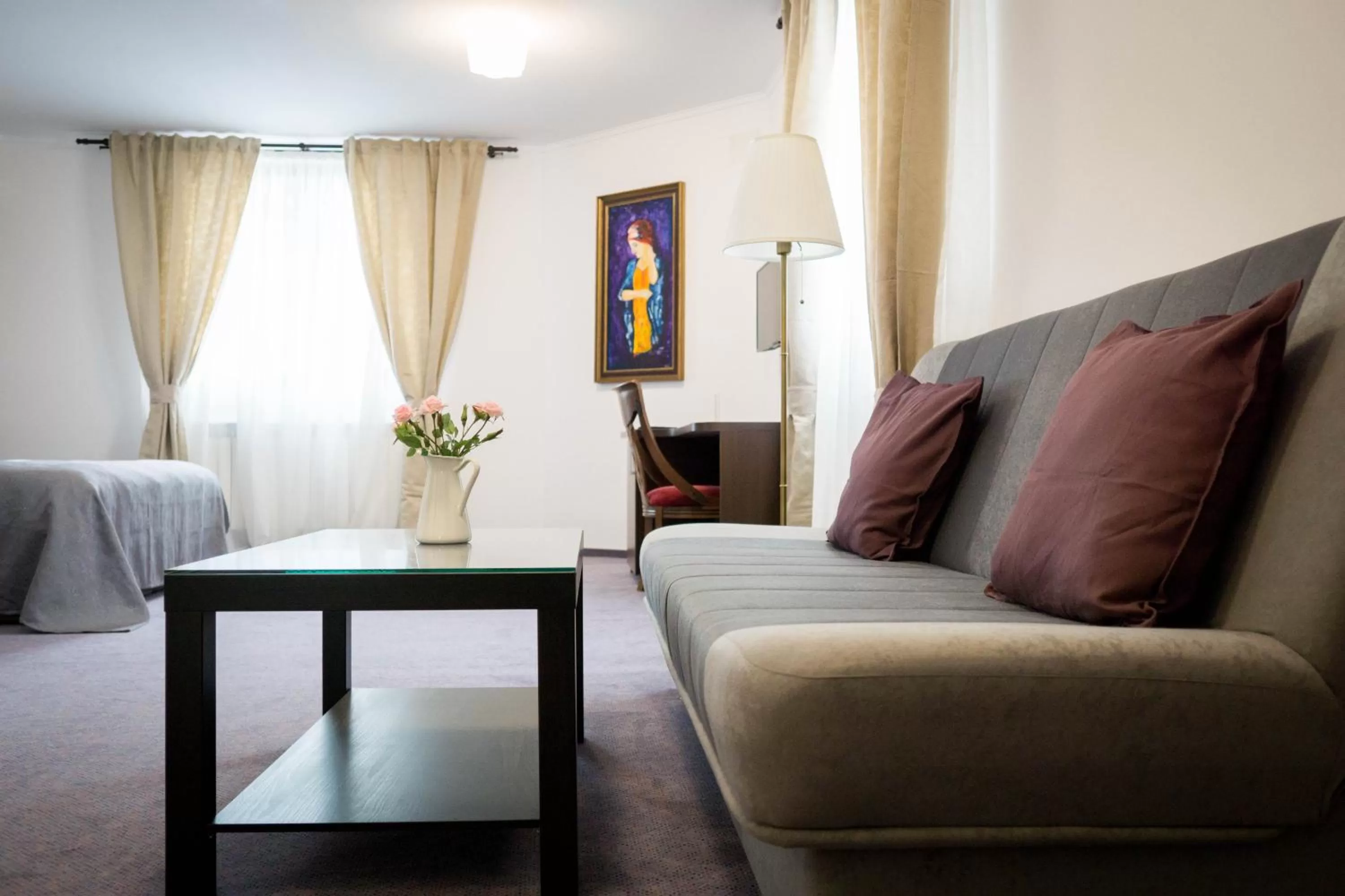 Seating area in Nest