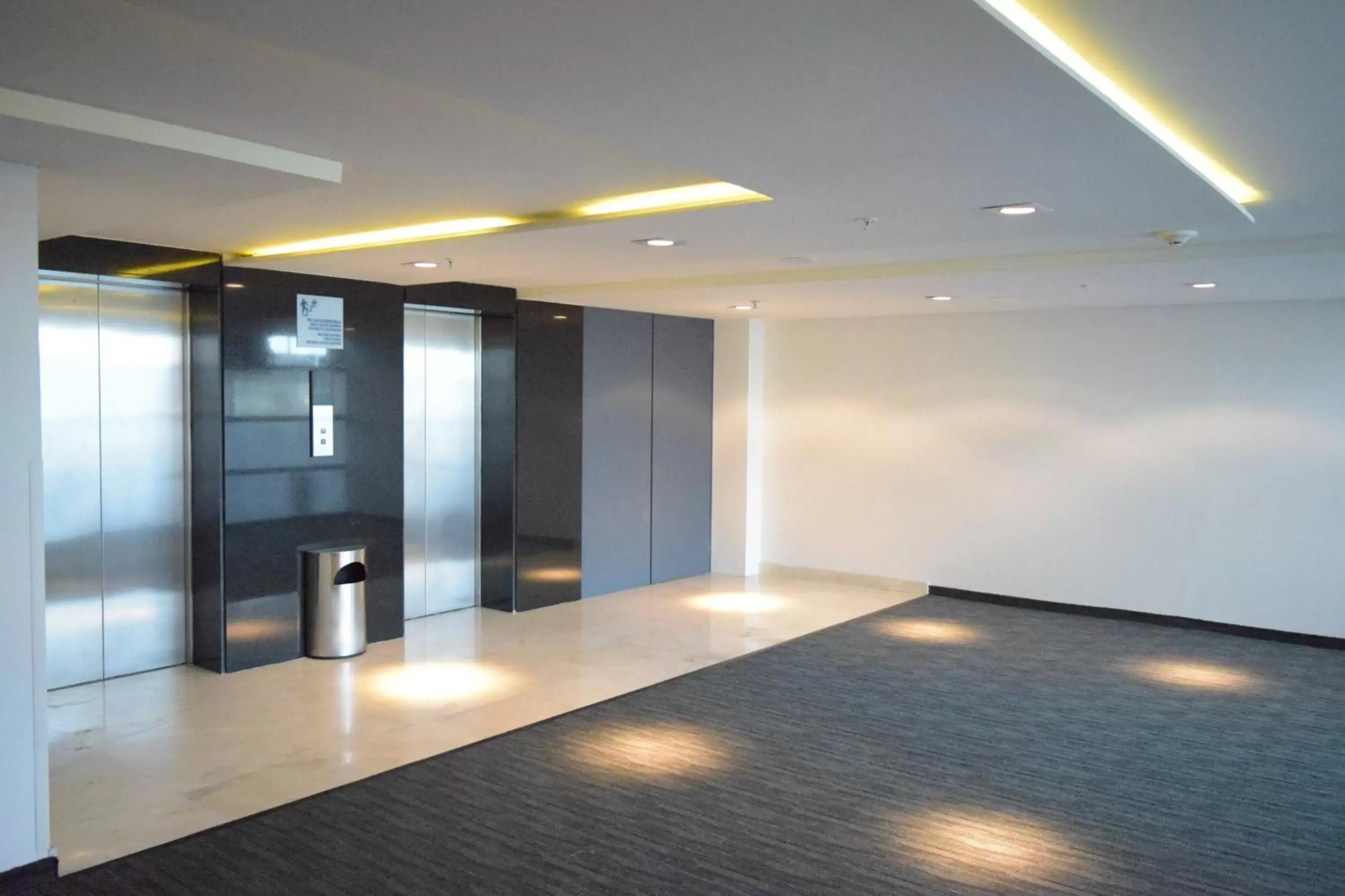 Lobby or reception in Holiday Inn Express Toluca Galerias Metepec, an IHG Hotel