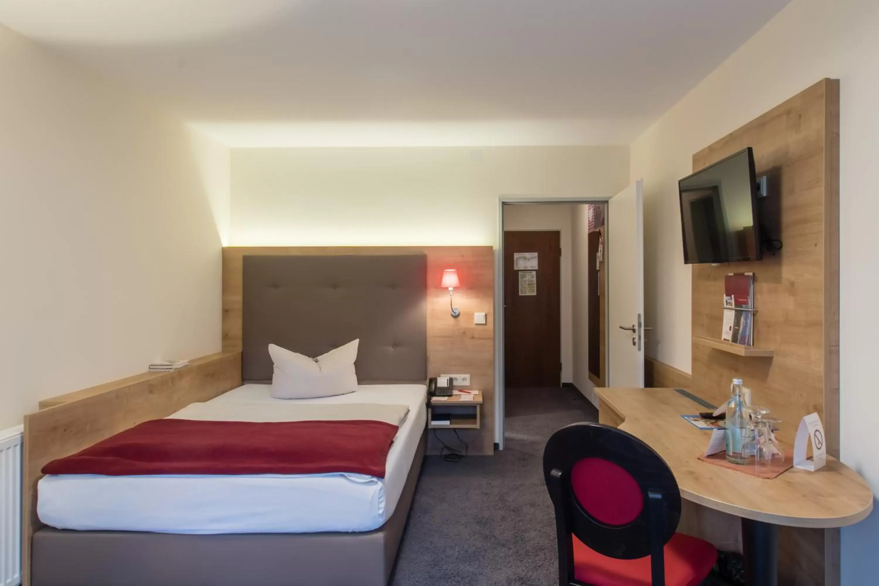 Decorative detail, Bed in Hotel St. Georg Decorative detail, Bed in Hotel St. Georg