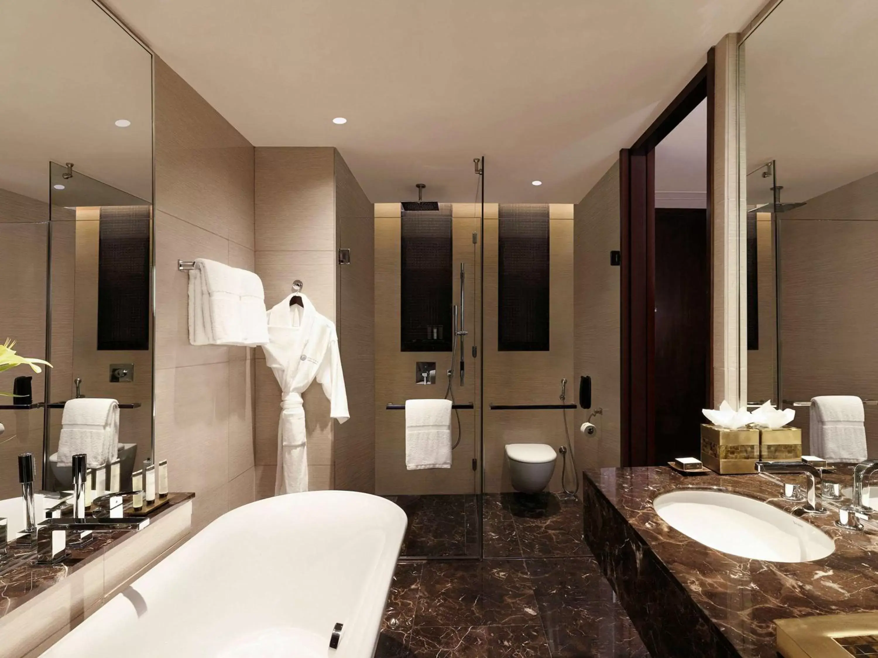 Photo of the whole room, Bathroom in Pullman New Delhi Aerocity- International Airport