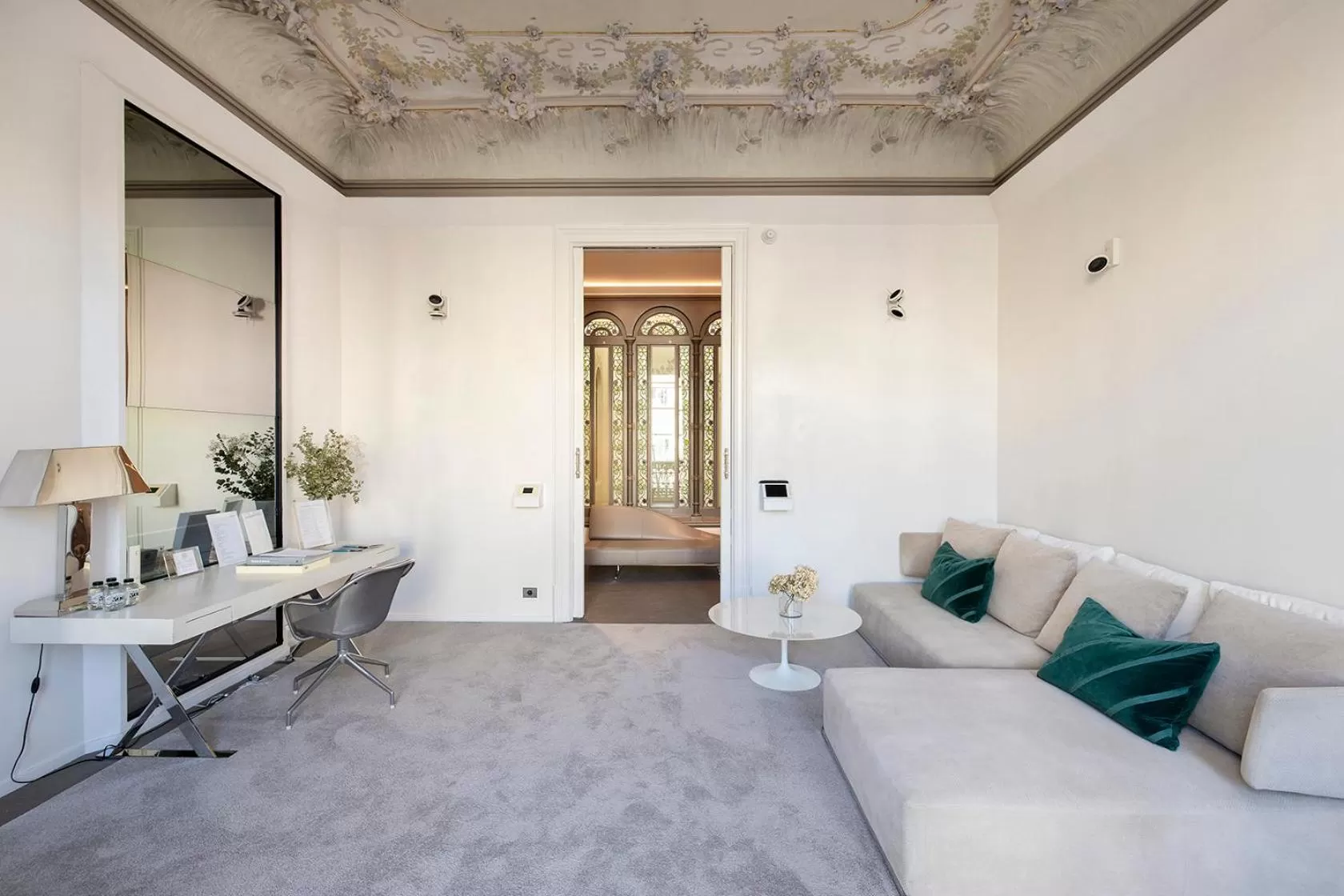 El Palauet Modernist Suites Barcelona