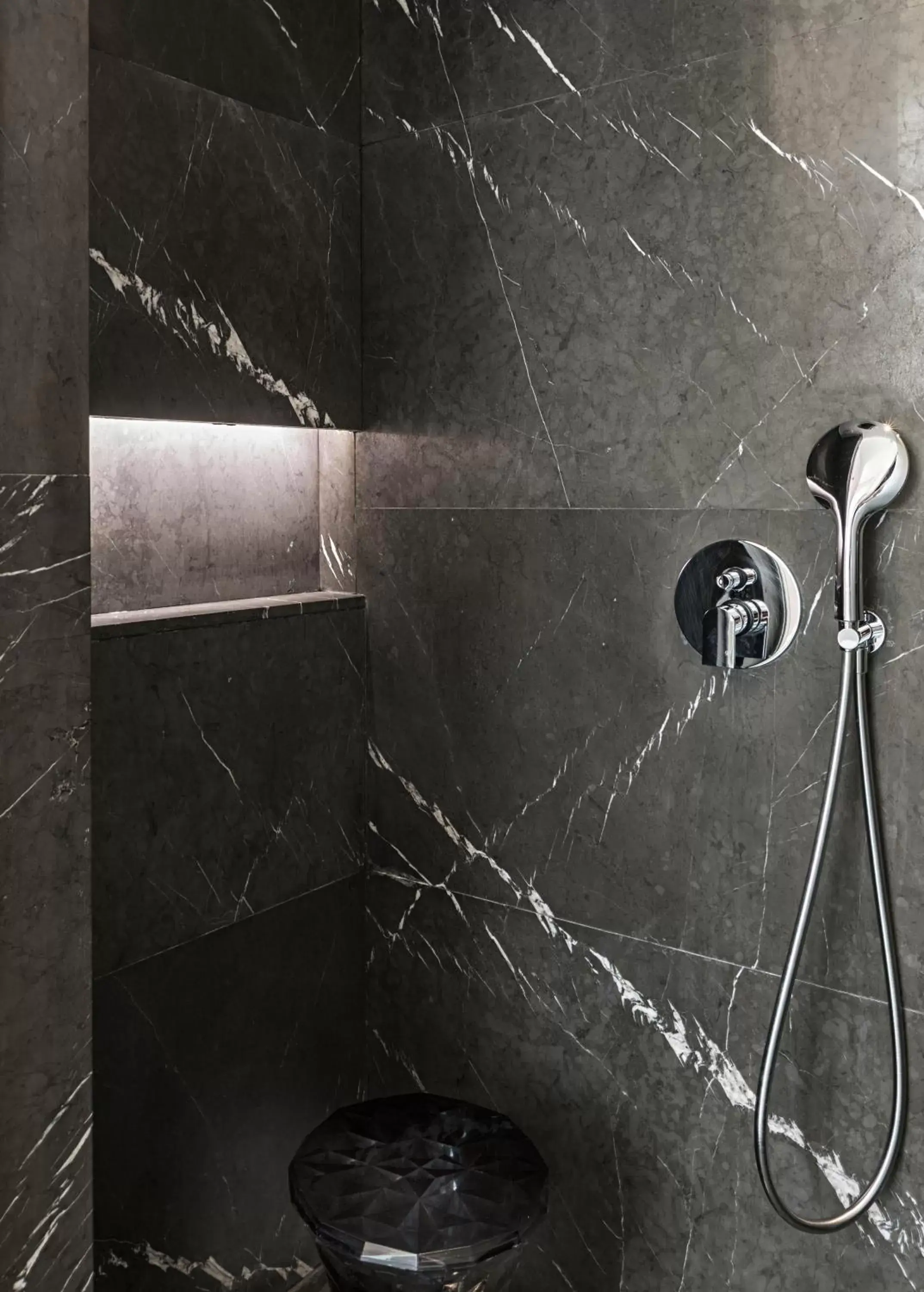 Shower, Bathroom in Corso 281 Luxury Suites