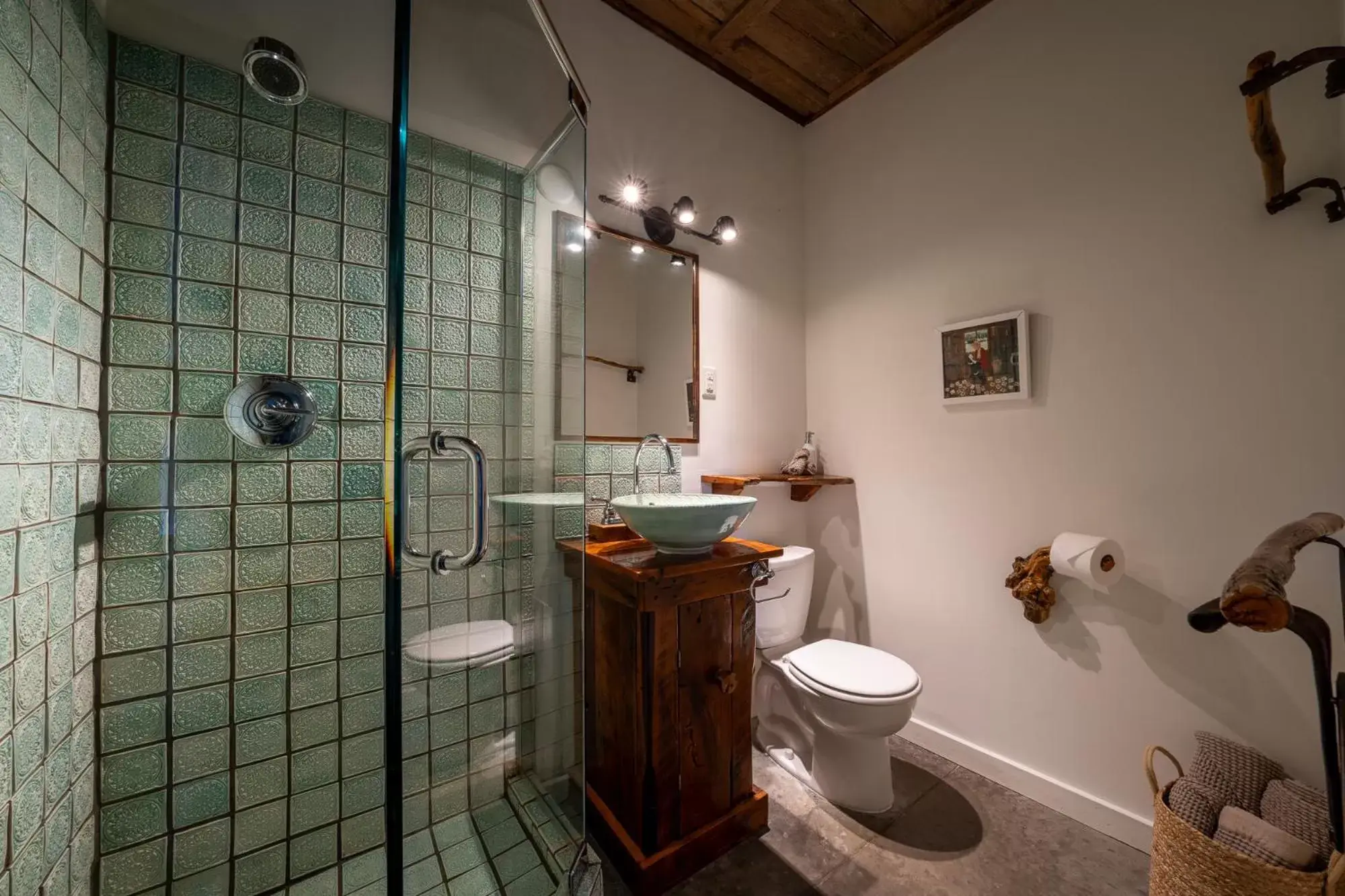 Bathroom in Owl's Nest Suites