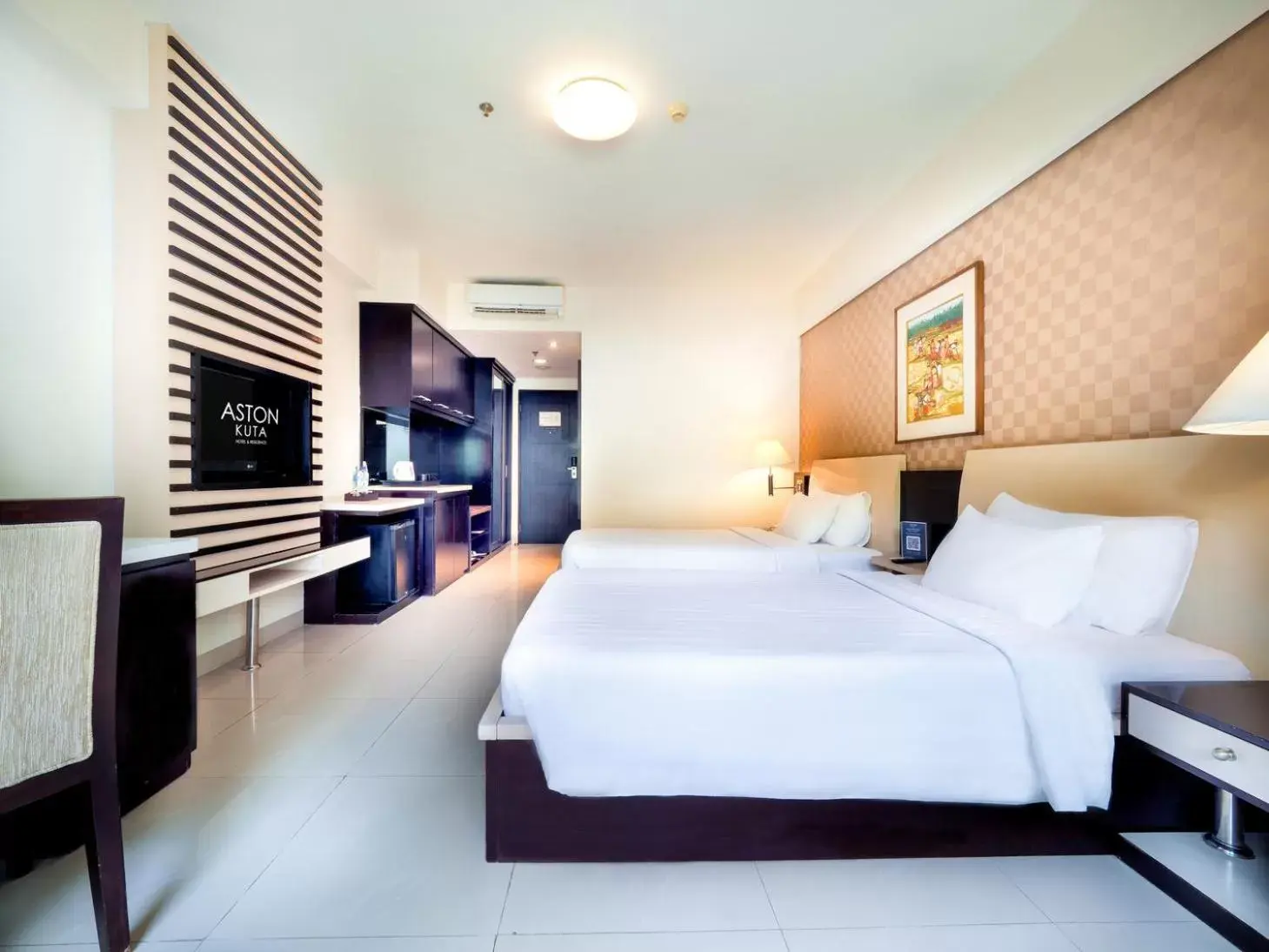 Bedroom, Bed in ASTON Kuta Hotel and Residence