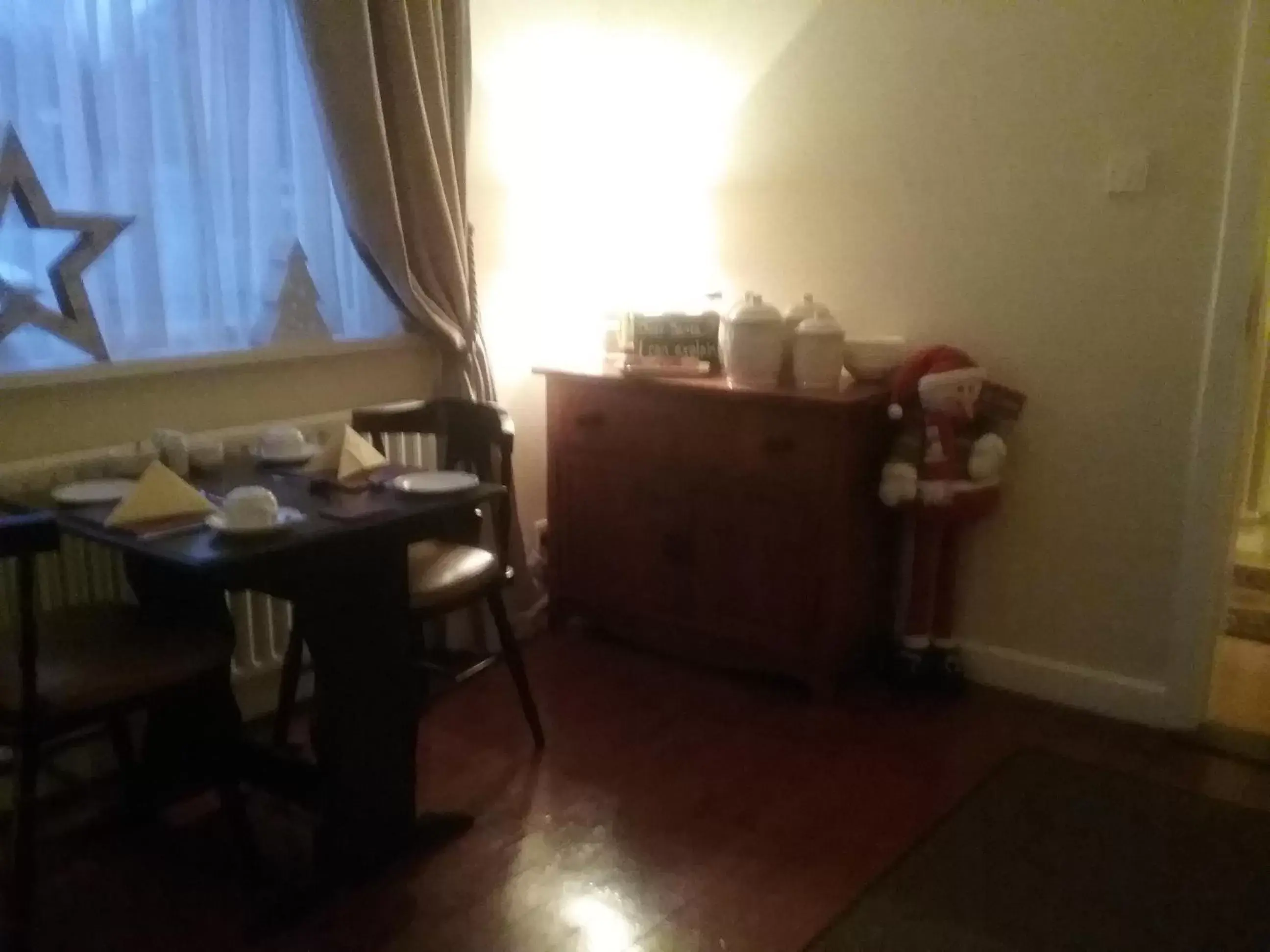 Dining area in The Meadows Bed and Breakfast