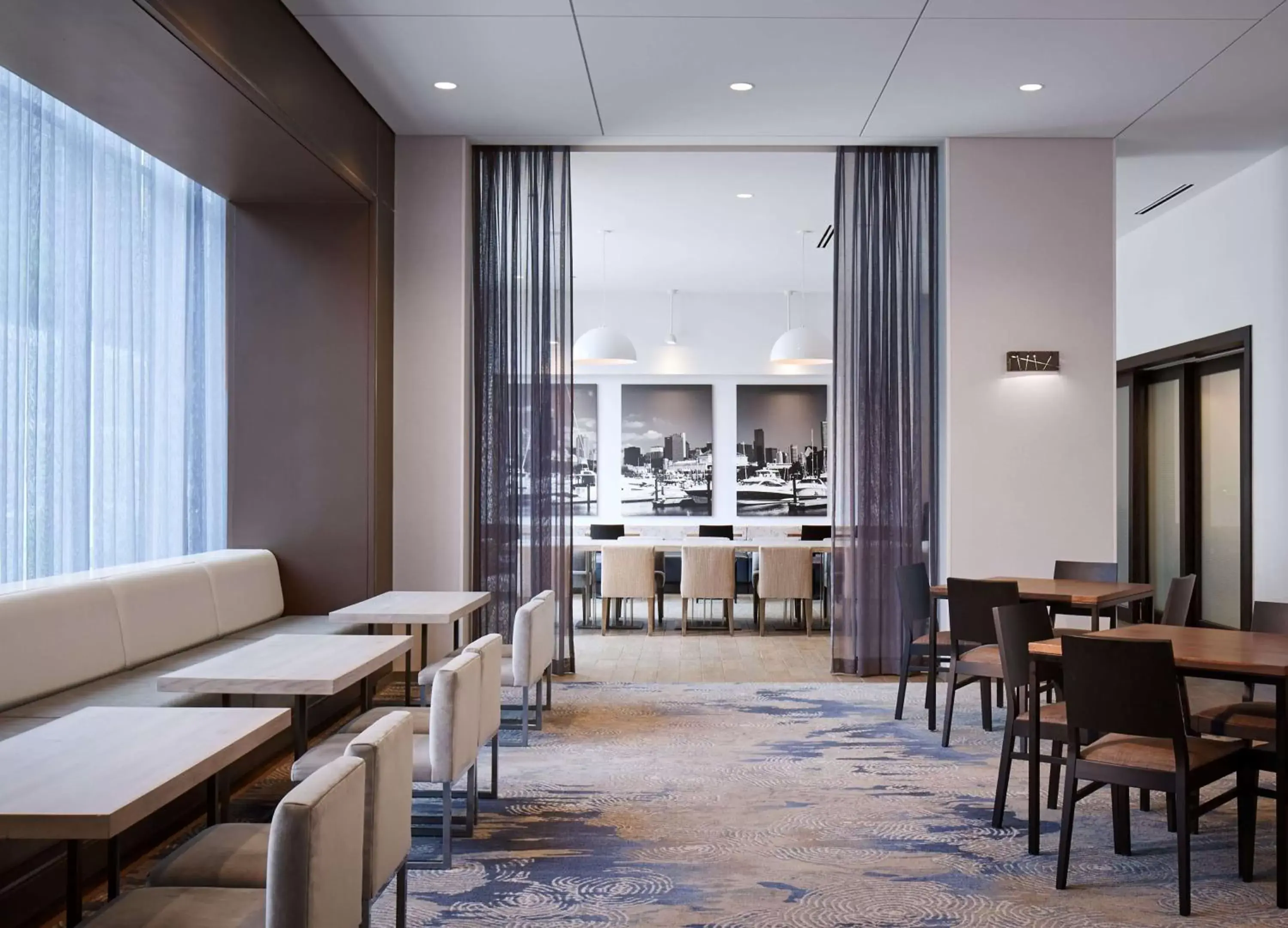 Lobby or reception, Restaurant/Places to Eat in Hampton Inn by Hilton Chicago Downtown West Loop