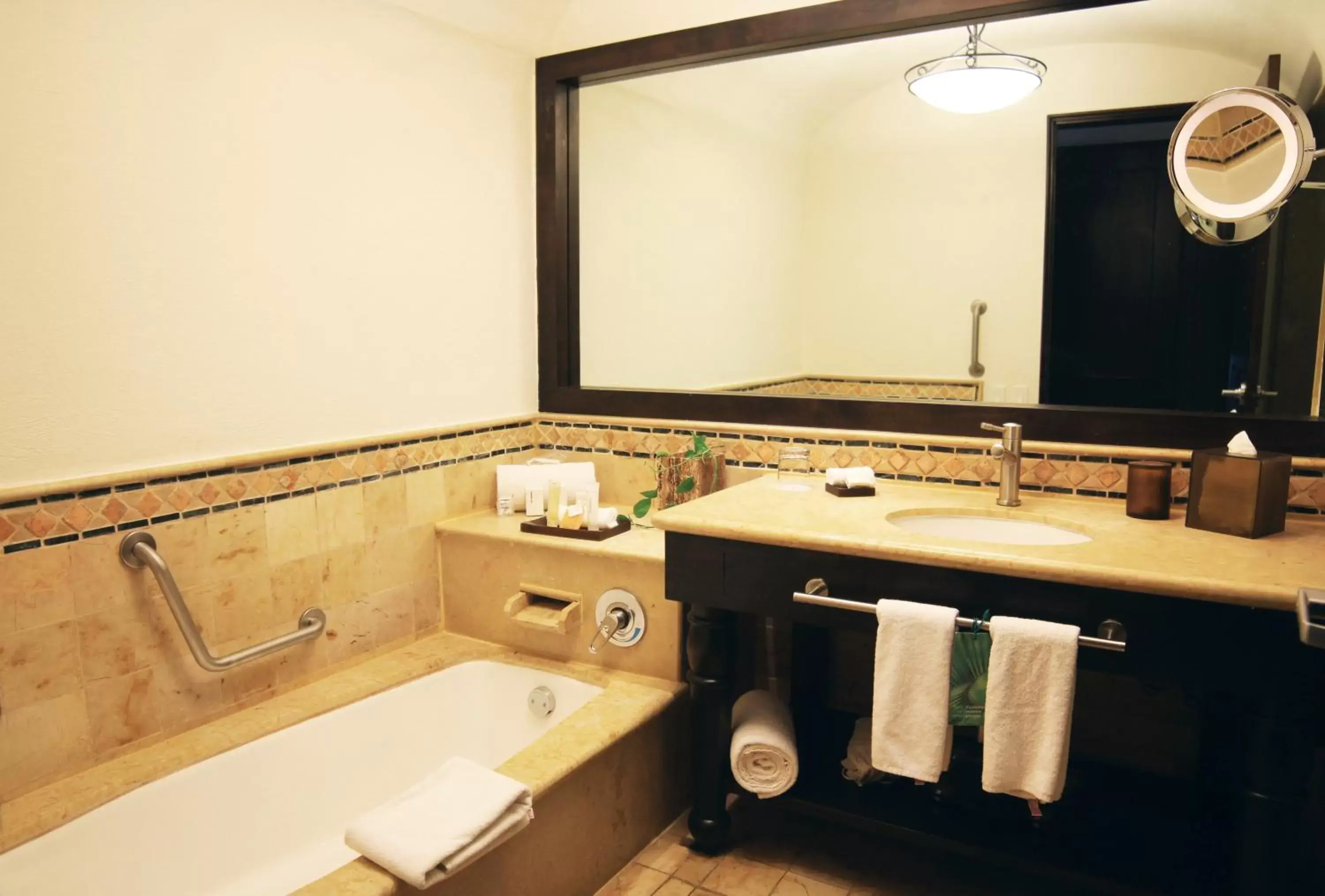 Property building, Bathroom in Grand Fiesta Americana Los Cabos All Inclusive Golf & Spa