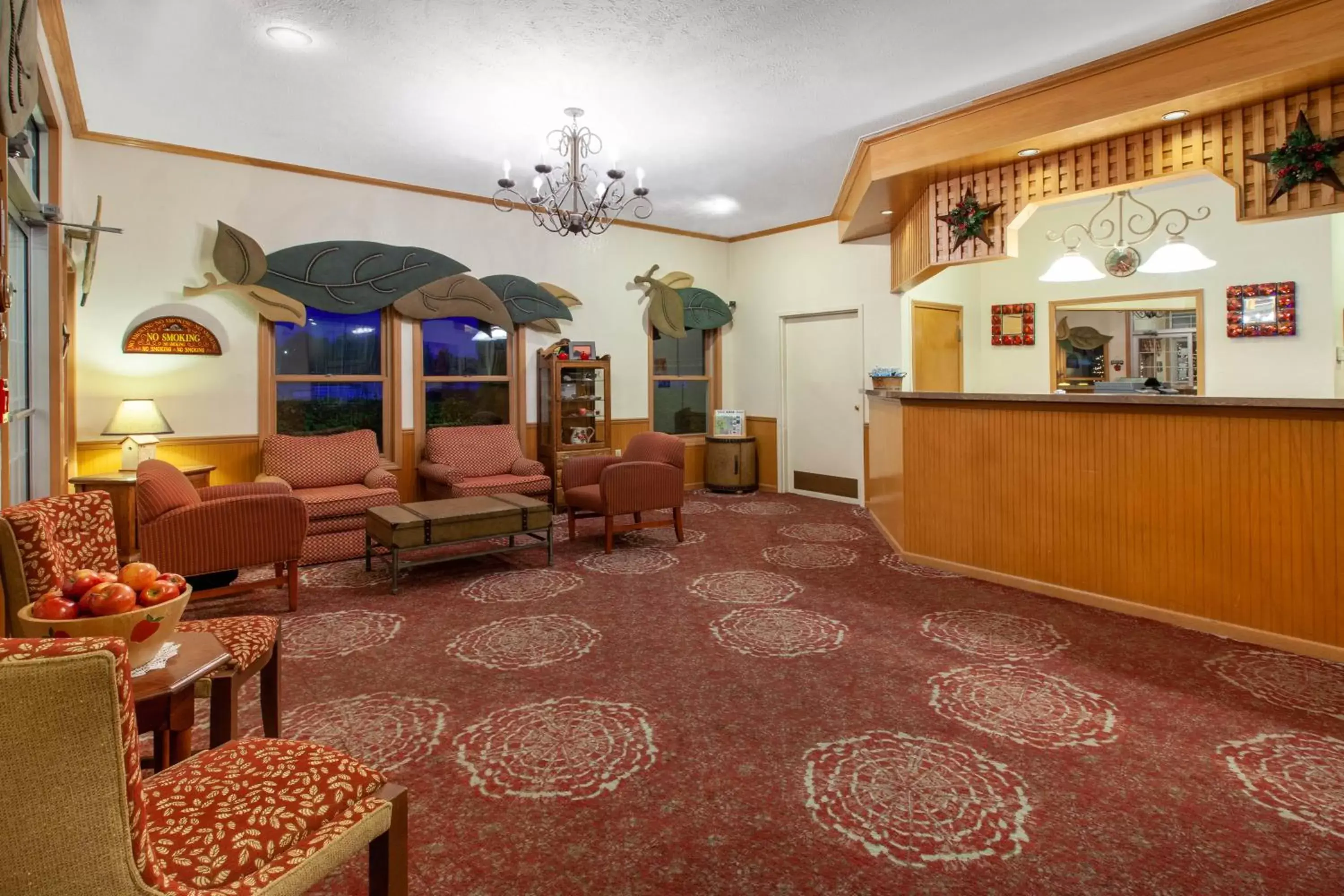 Lobby or reception, Lobby/Reception in Apple Tree Inn; SureStay Collection by Best Western