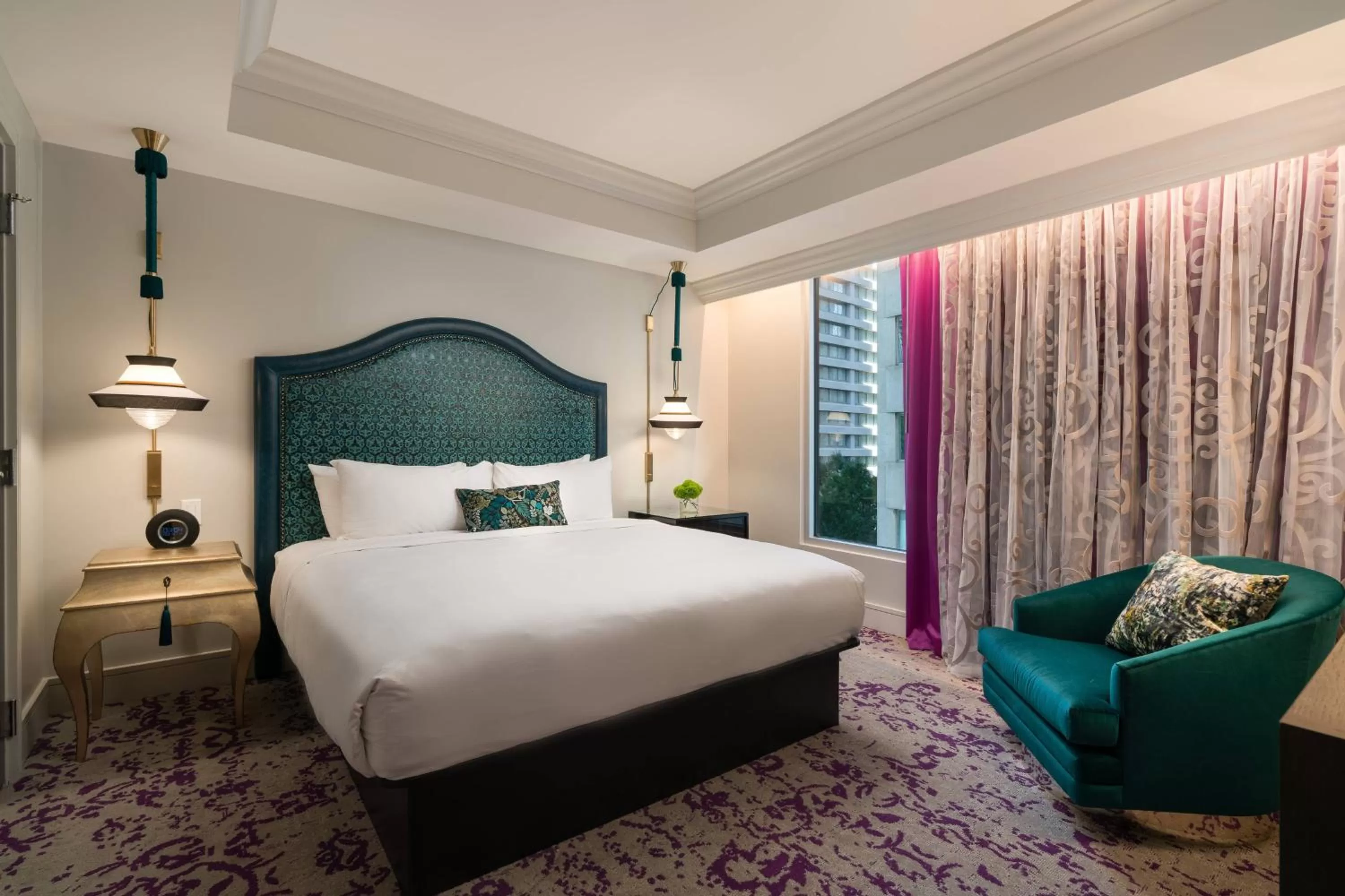 1 Bedroom Suite, 1 King, Sofa bed, City view in Grand Bohemian Hotel Charlotte, Autograph Collection