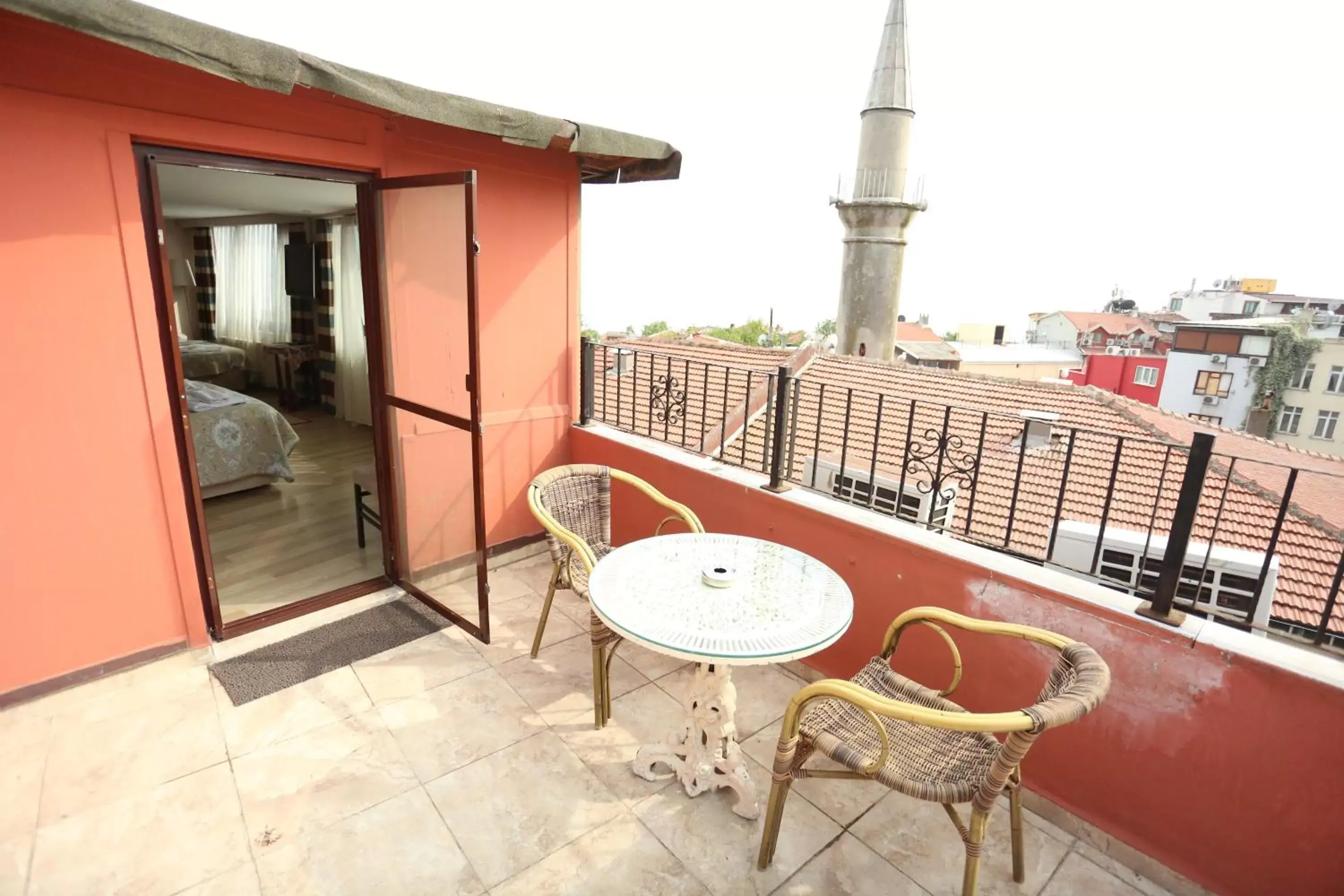 Balcony/Terrace in Hotel Tashkonak Istanbul