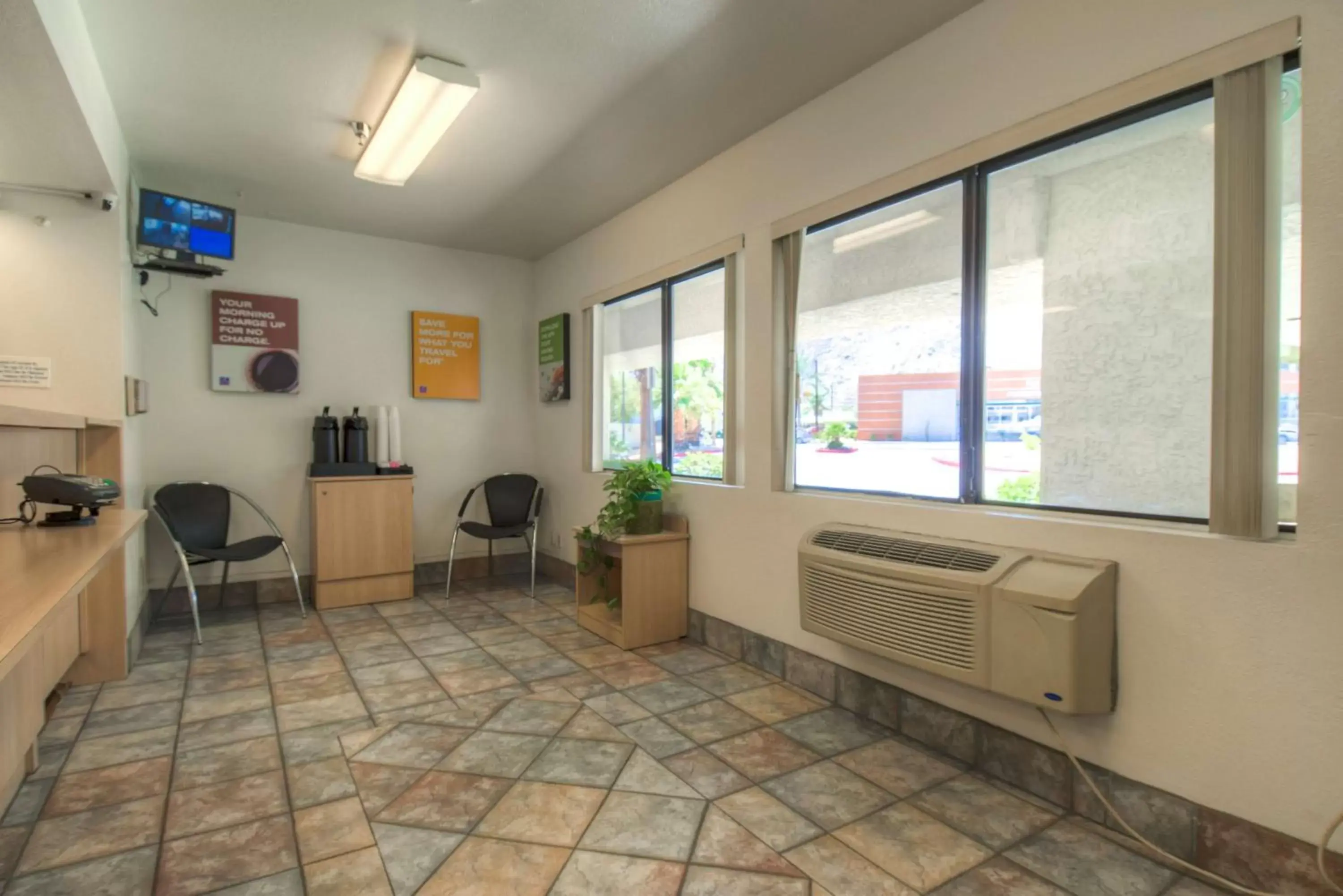 Lobby or reception in Motel 6-Palm Springs, CA - Downtown