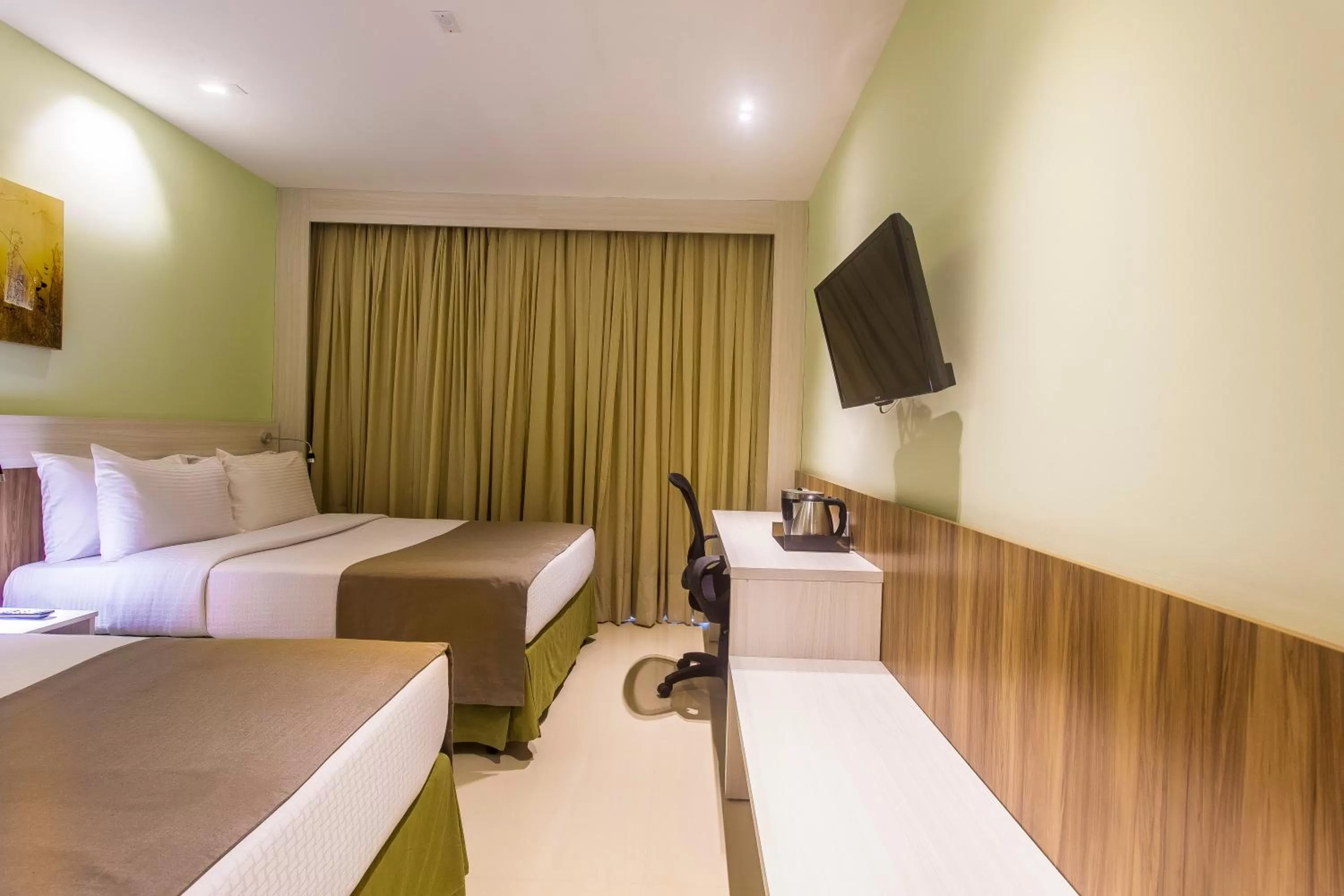 Photo of the whole room, Bed in Praiamar Arena