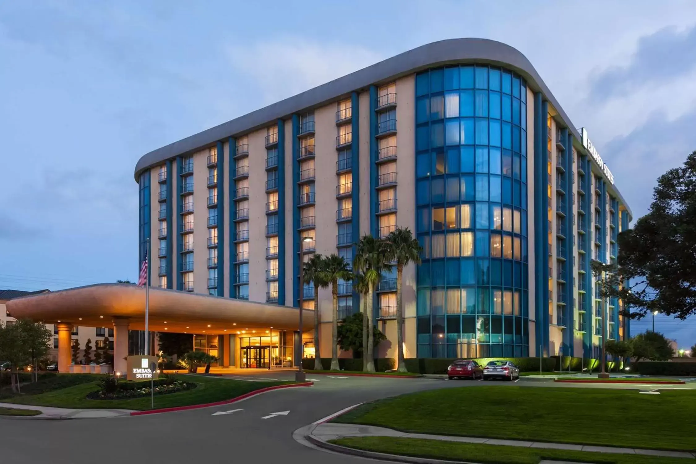 Property Building in Embassy Suites San Francisco Airport - South San Francisco