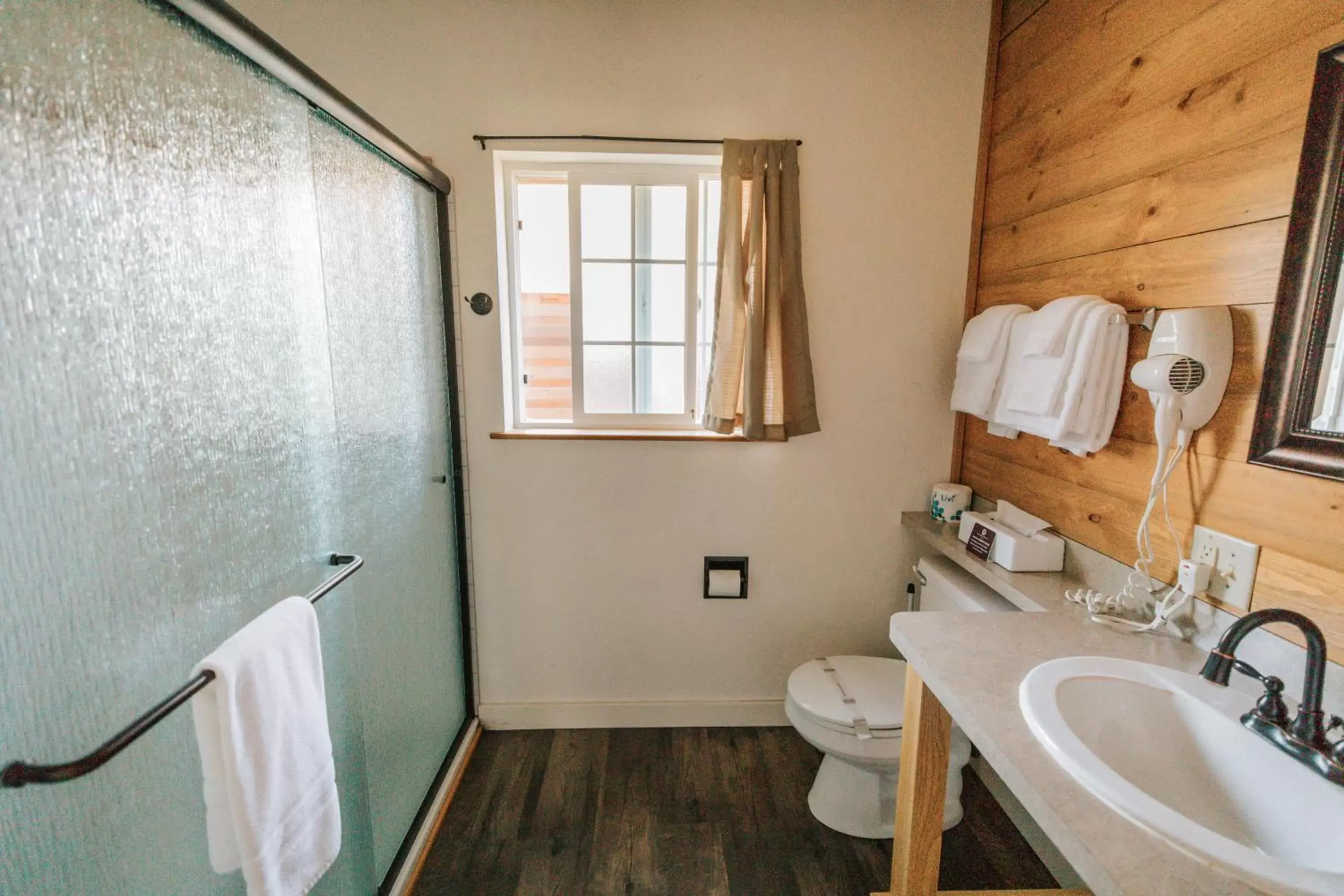 Two Bedroom Cottage with Spa in View Crest Lodge Two Bedroom Cottage with Spa in View Crest Lodge