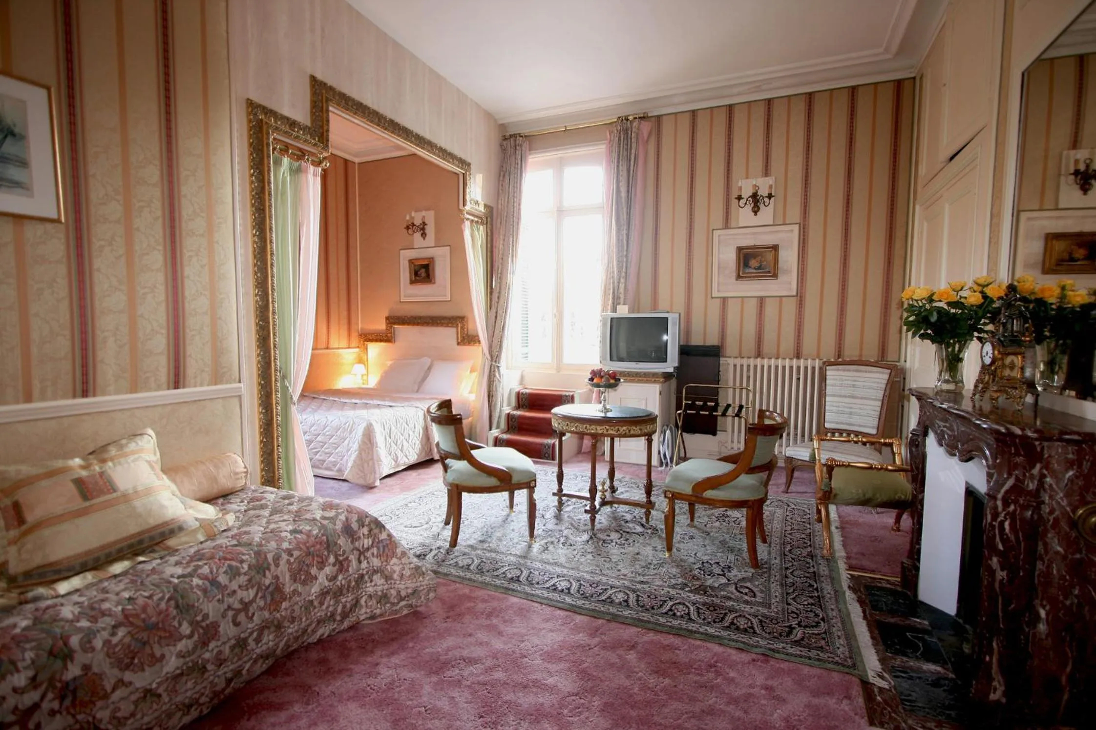 Bed in Belle Isle Sur Risle - Chateau Hotel & Spa