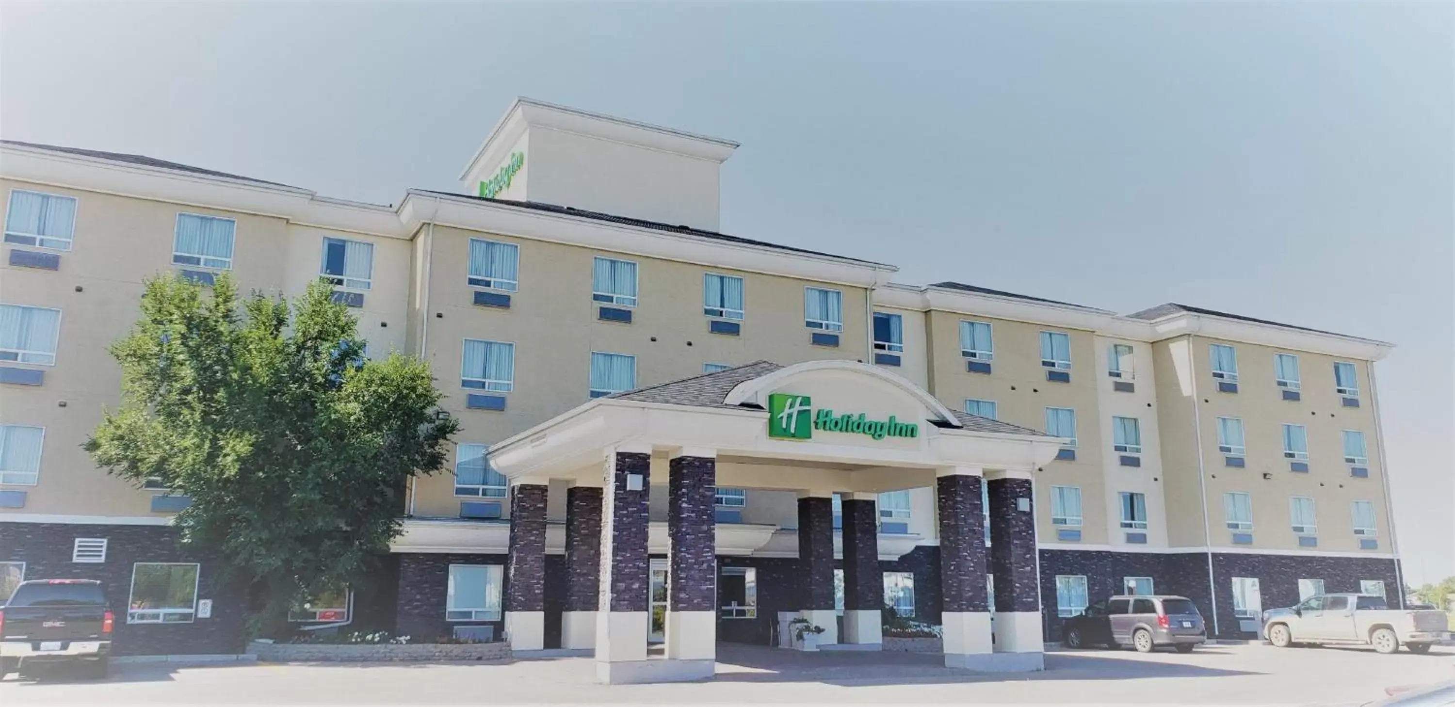 Property building in Holiday Inn Hotel & Suites Regina, an IHG Hotel