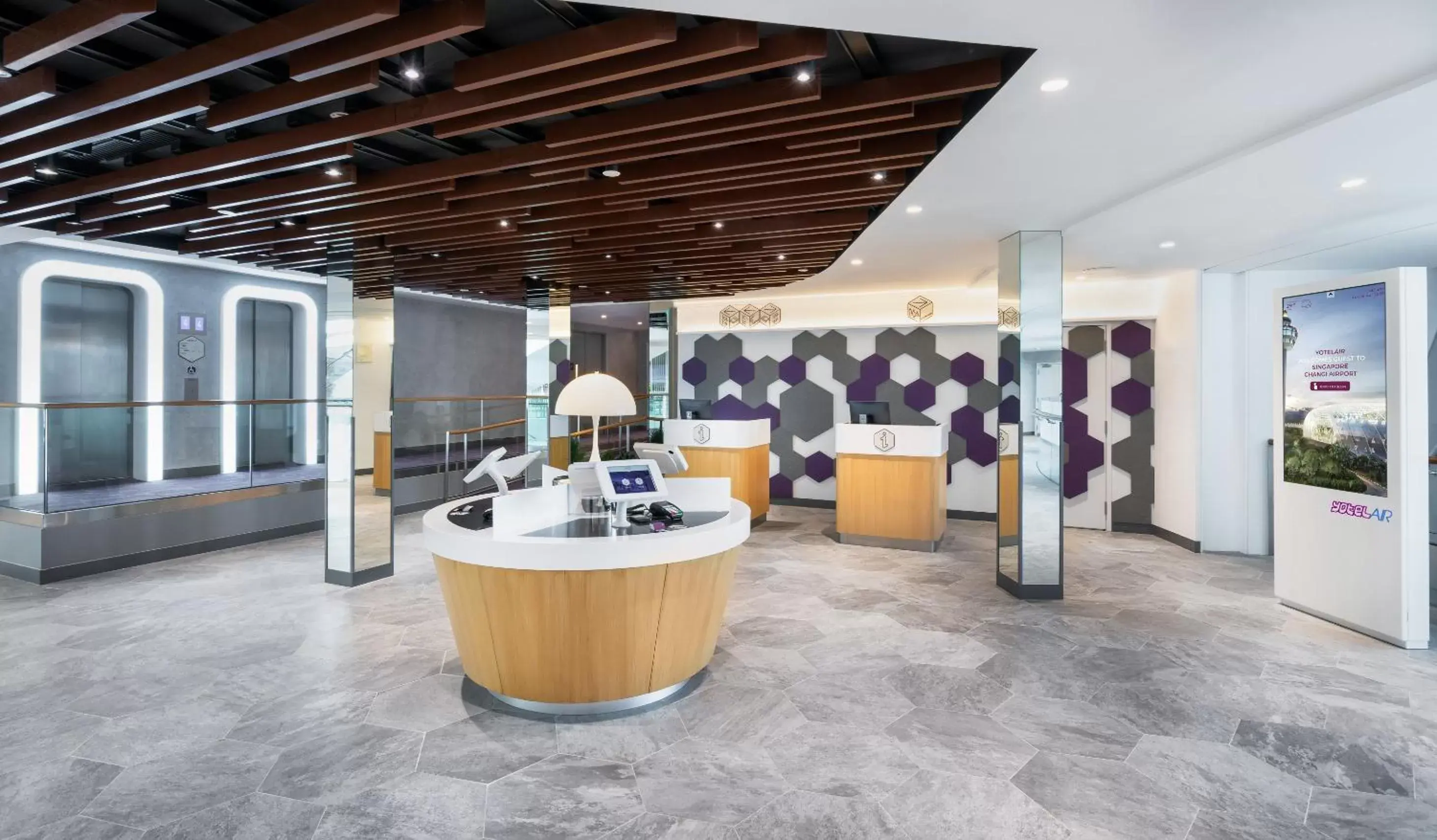 Lobby or reception in YOTELAIR Singapore Changi Airport Landside
