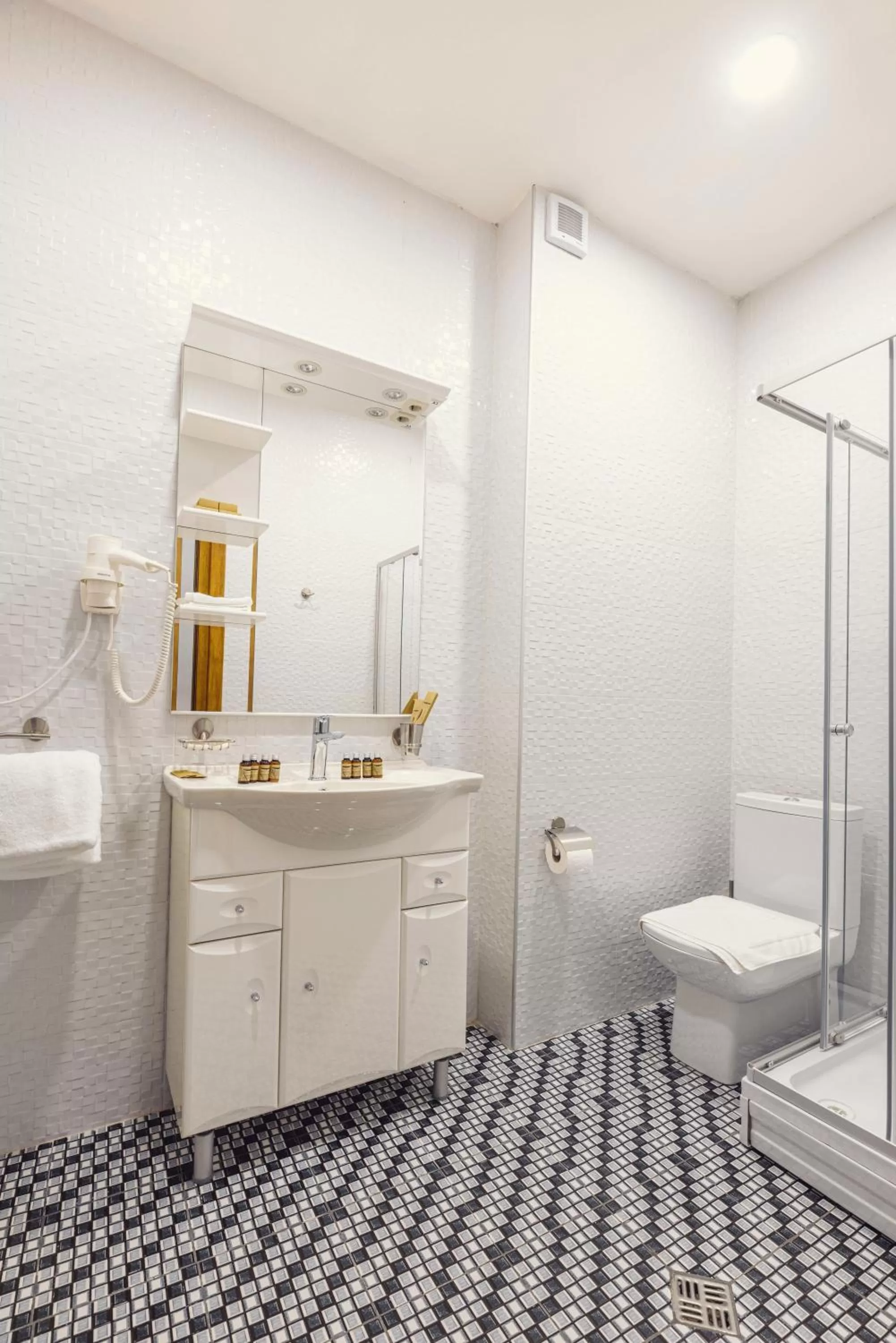 Bathroom in Octava Boutique Hotel