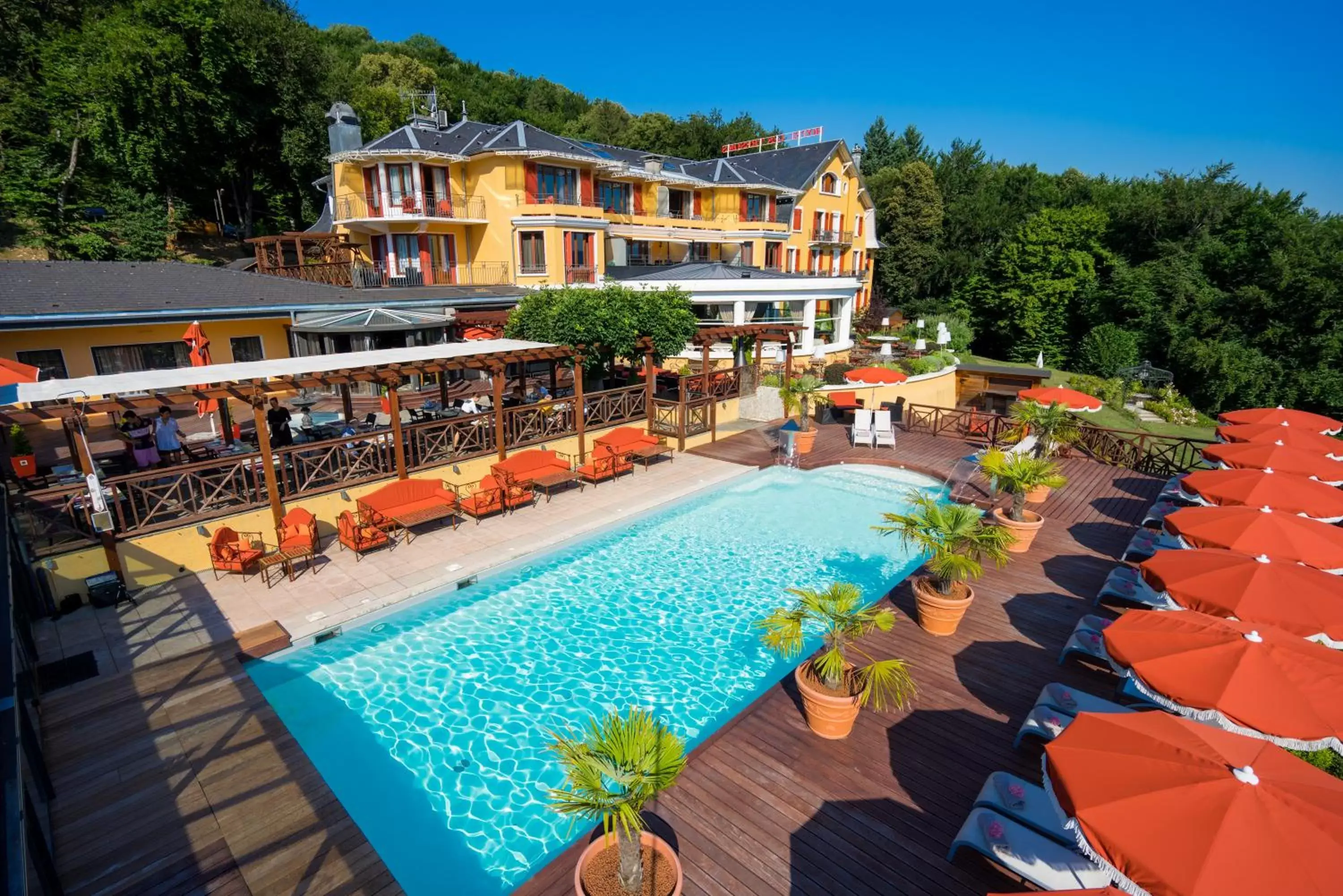 Property building, Pool View in Les Trésoms Lake and Spa Resort