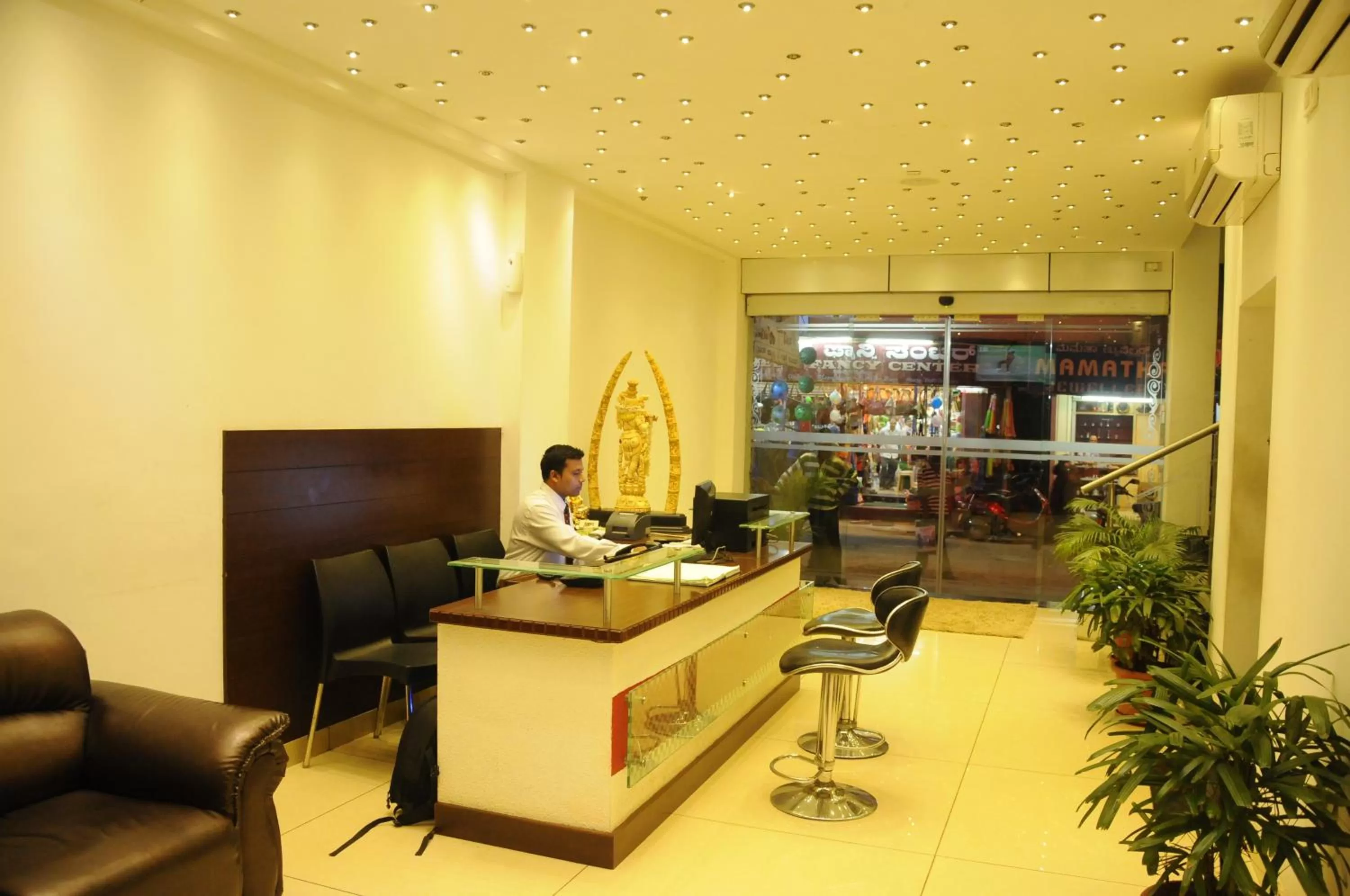 Lobby or reception in Hotel Sri Krishna Residency