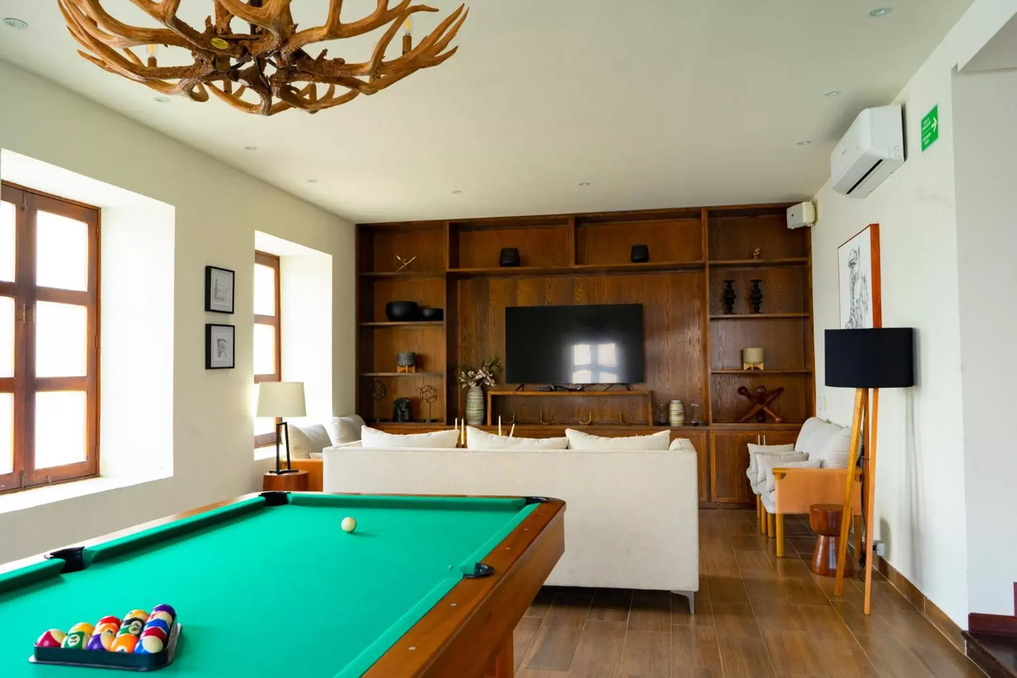 Property building, Billiards in Nukari Quinta Boutique