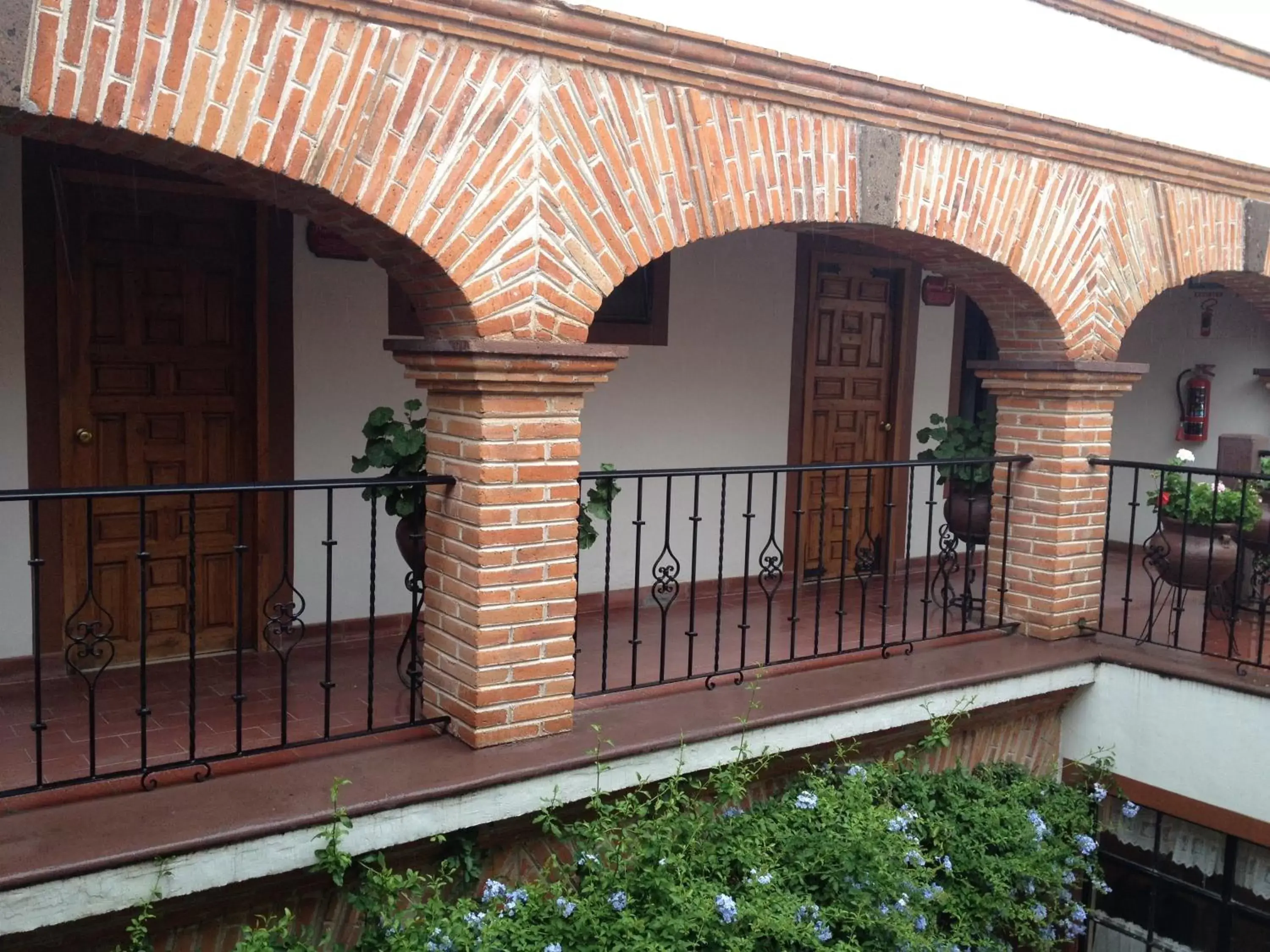 Patio in Hotel Casa de Vino