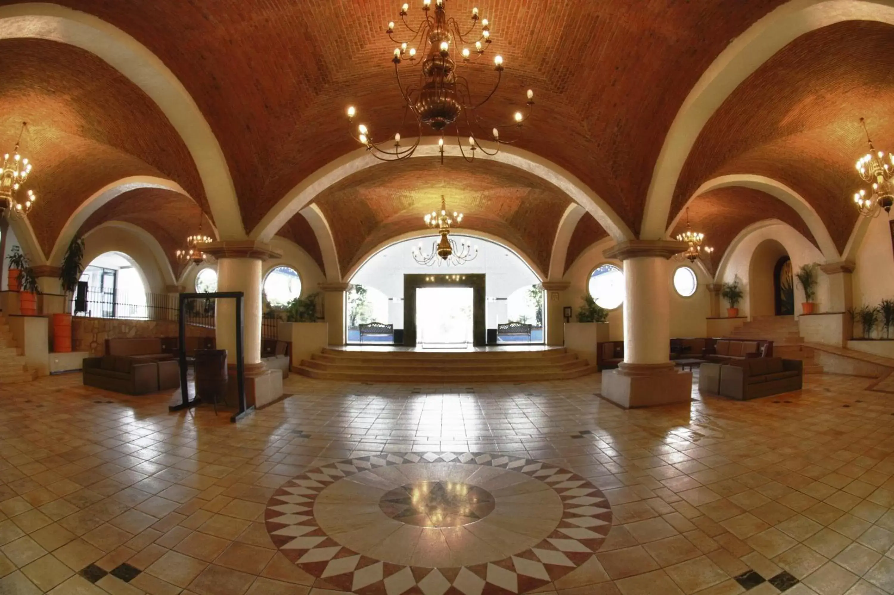 Day, Lobby/Reception in Hotel Gran Plaza & Convention Center